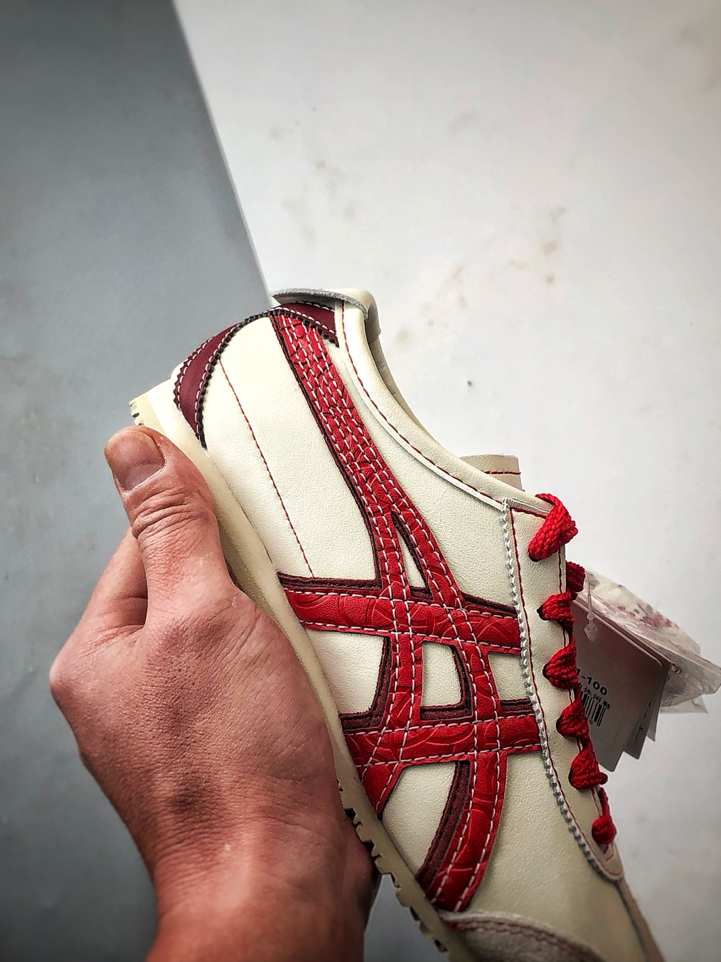 Asics 鬼冢虎 Mexico 66 蛇年白红 1183C391-100