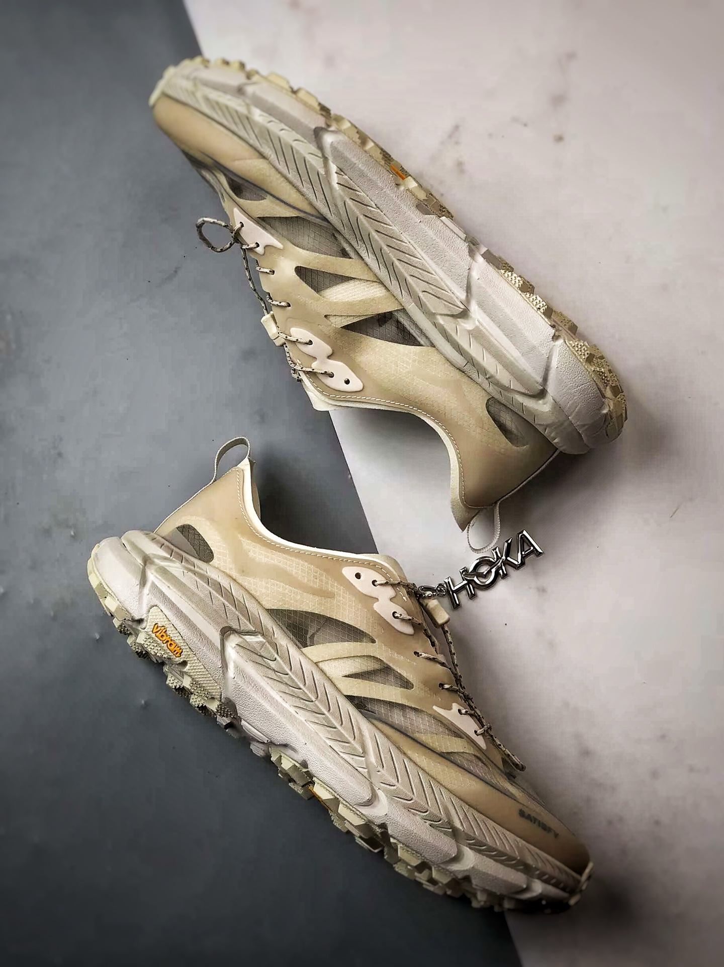 Satisfy x Hoka One One Mafate Speed 4 米白 玛法特低帮轻量户外运动鞋  1157050-BONE