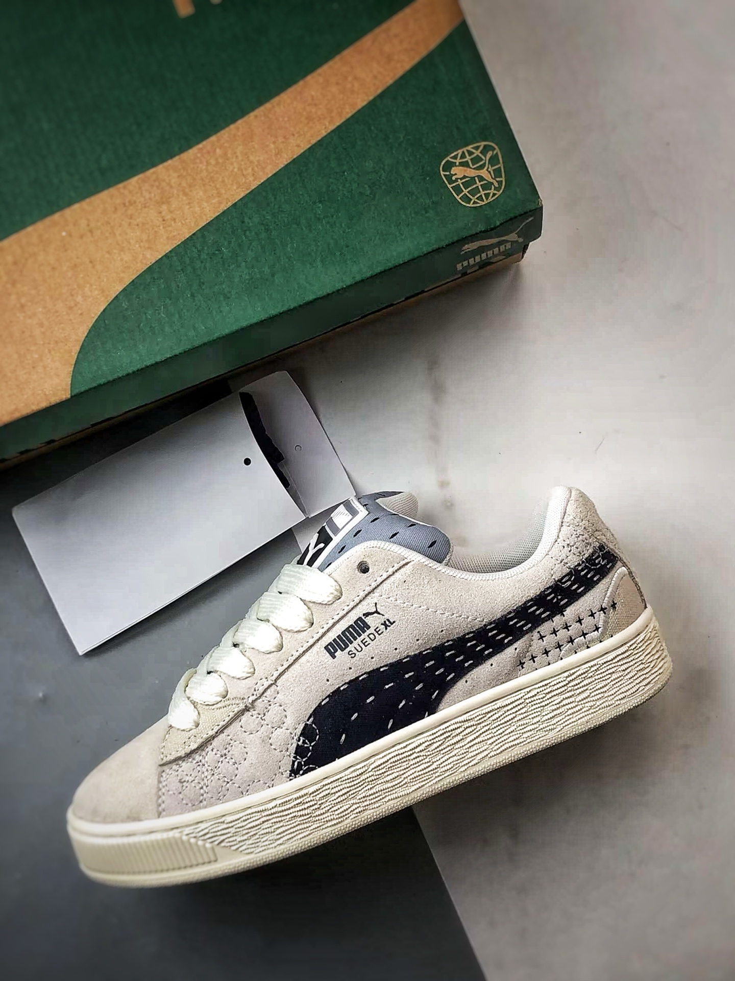 Puma Suede XL 米白黑 绒面革舒适百搭休闲低帮板鞋  395777-02