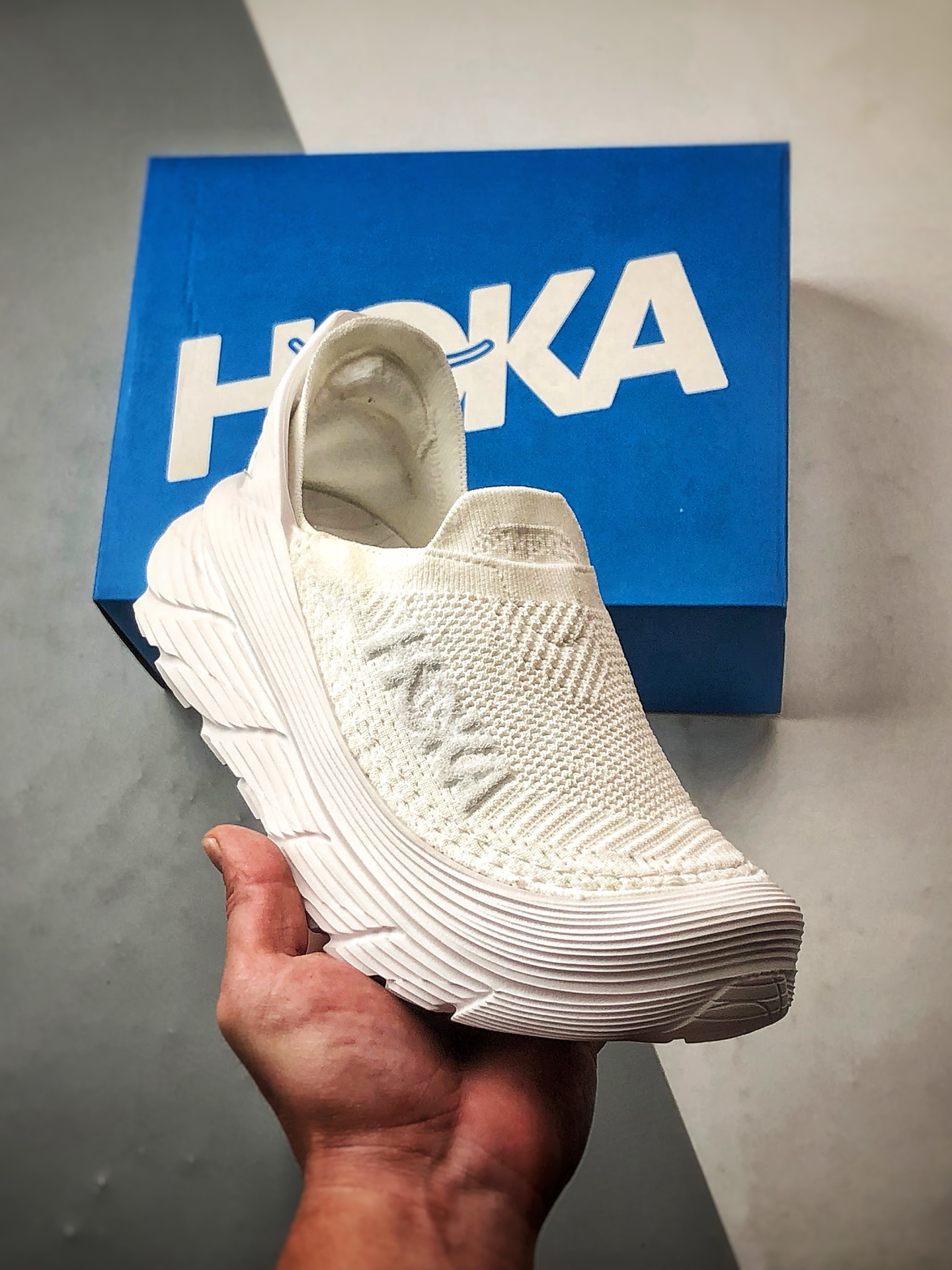 Hoka One One Restore TC 白色 一脚蹬潮流徒步舒适缓震运动鞋 1134532-RAWW