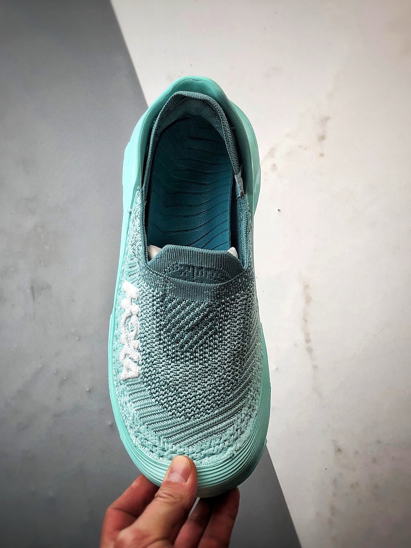 Hoka One One Restore TC 天青色 一脚蹬潮流徒步舒适缓震运动鞋  1134532-OMSO