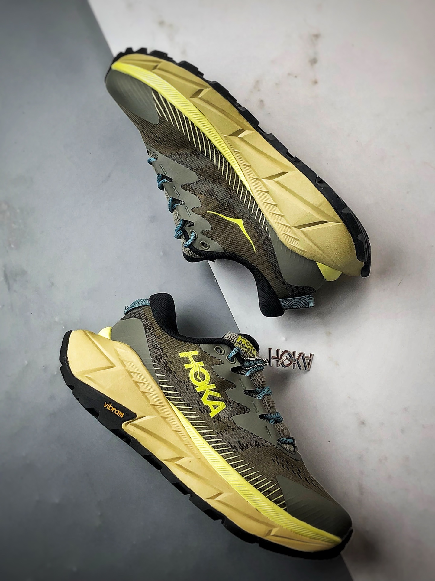 Hoka One One Skyline-Float X 绿色 天际线户外功能休闲徒步鞋  1141610-OHCRT