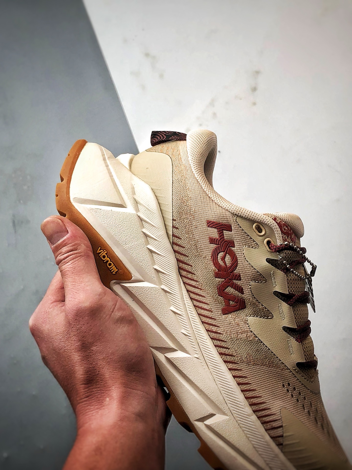 Hoka One One Skyline-Float X 米红 天际线户外功能休闲徒步鞋  1153350-SSEN