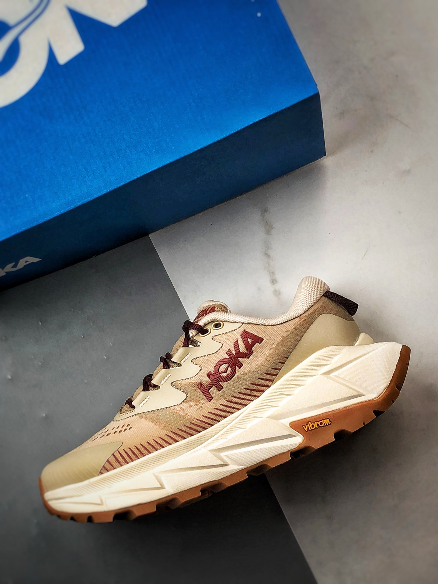 Hoka One One Skyline-Float X 米红 天际线户外功能休闲徒步鞋  1153350-SSEN