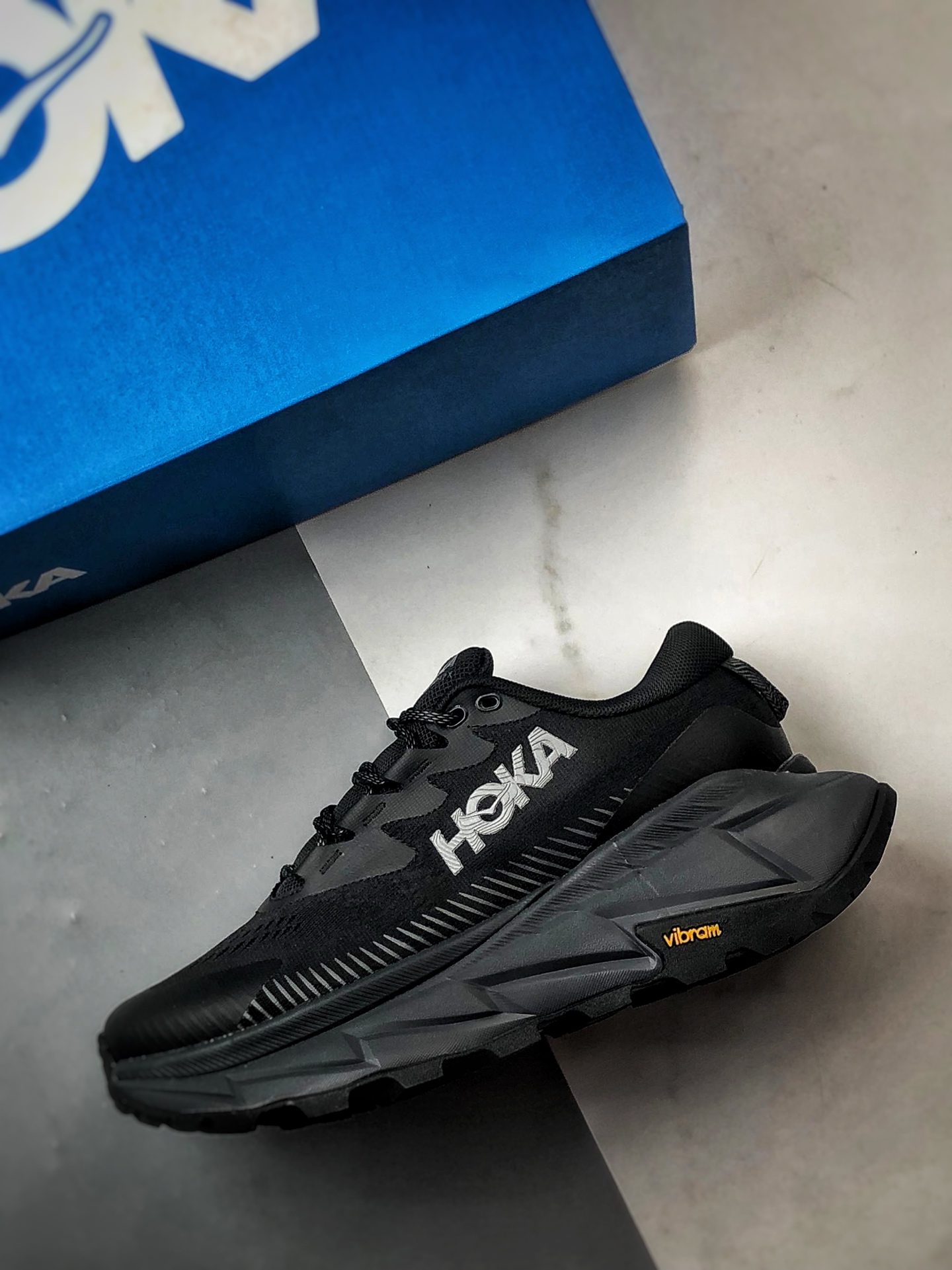 Hoka One One Skyline-Float X 黑色 天际线户外功能休闲徒步鞋  1141610-BBLC