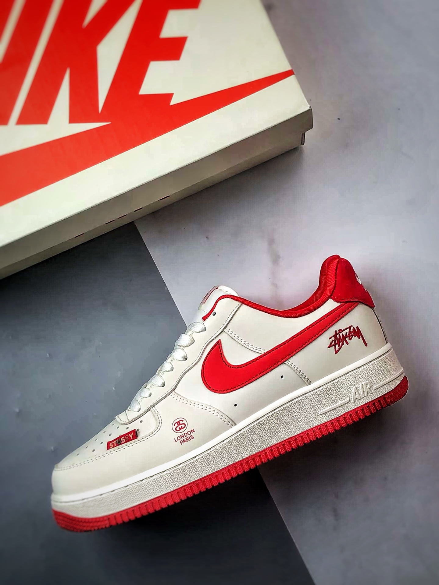 Stussy x Air Force 1 Low 米白红  DF0188-031