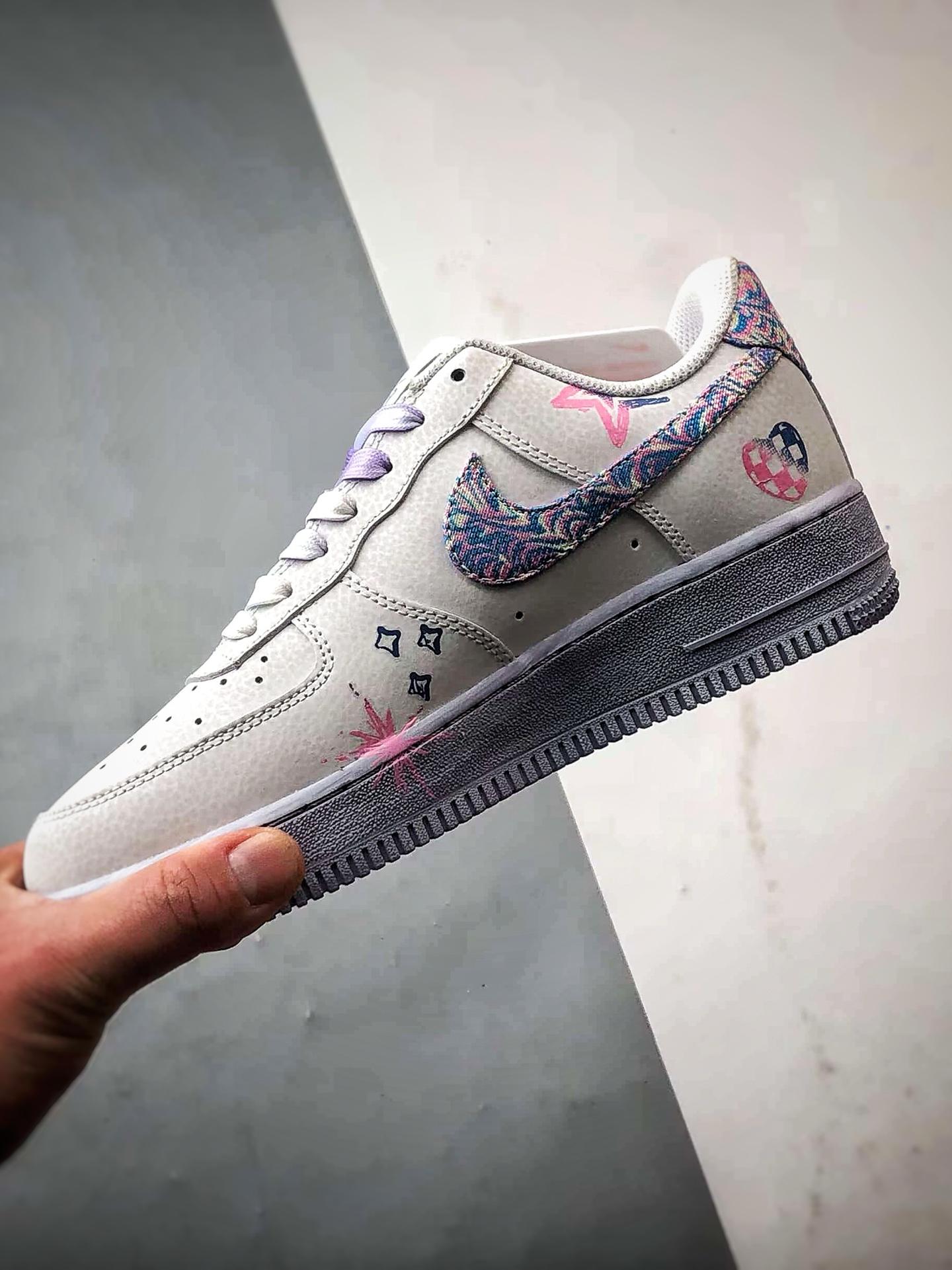 Air Force 1 Low 粉蓝双心手绘涂鸦 CZ0377-002