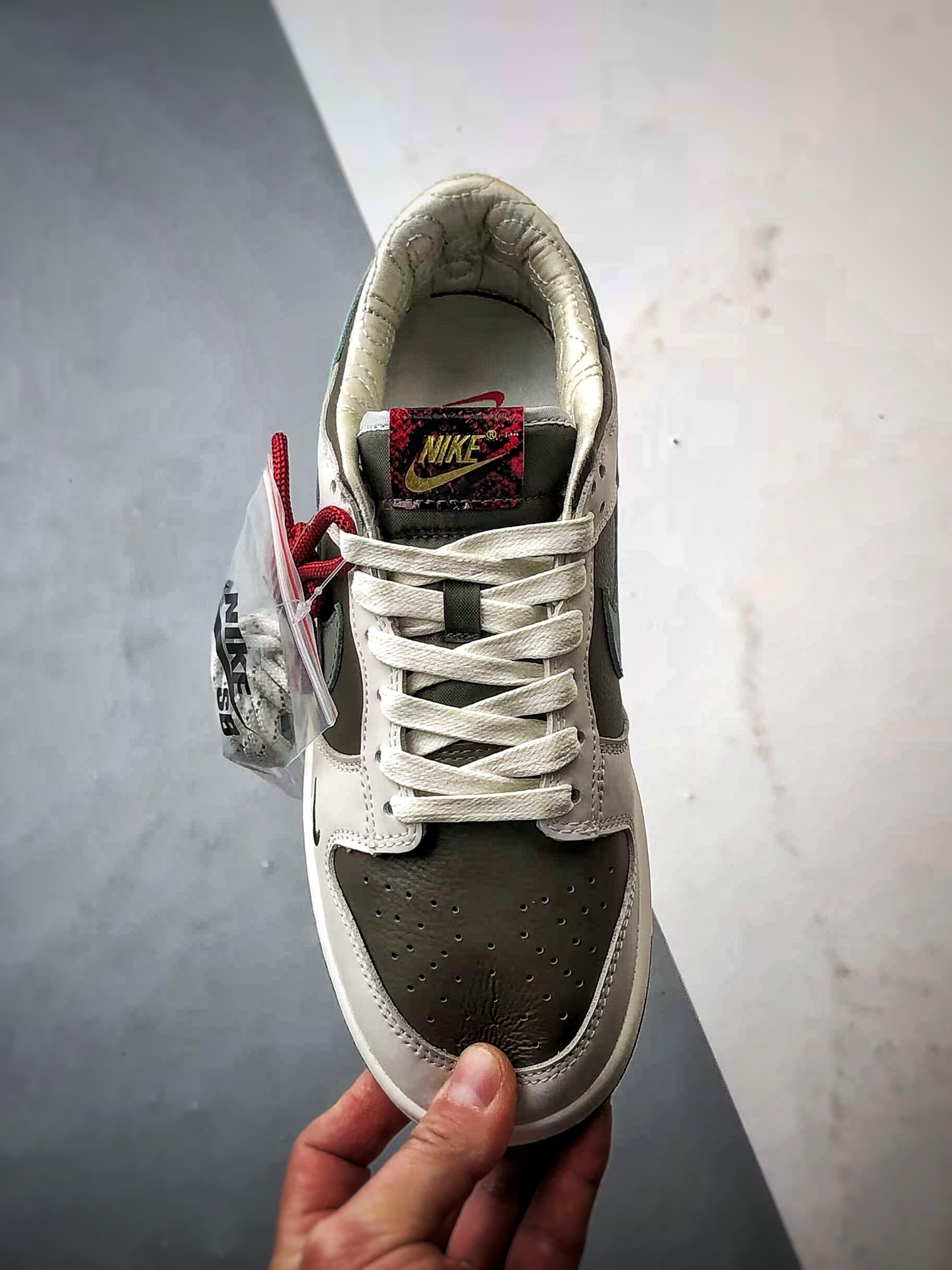 NK Dunk Low CNY ”Year Of The Snake” 蛇年限定白绿 低帮休闲运动板鞋 HV5980-231