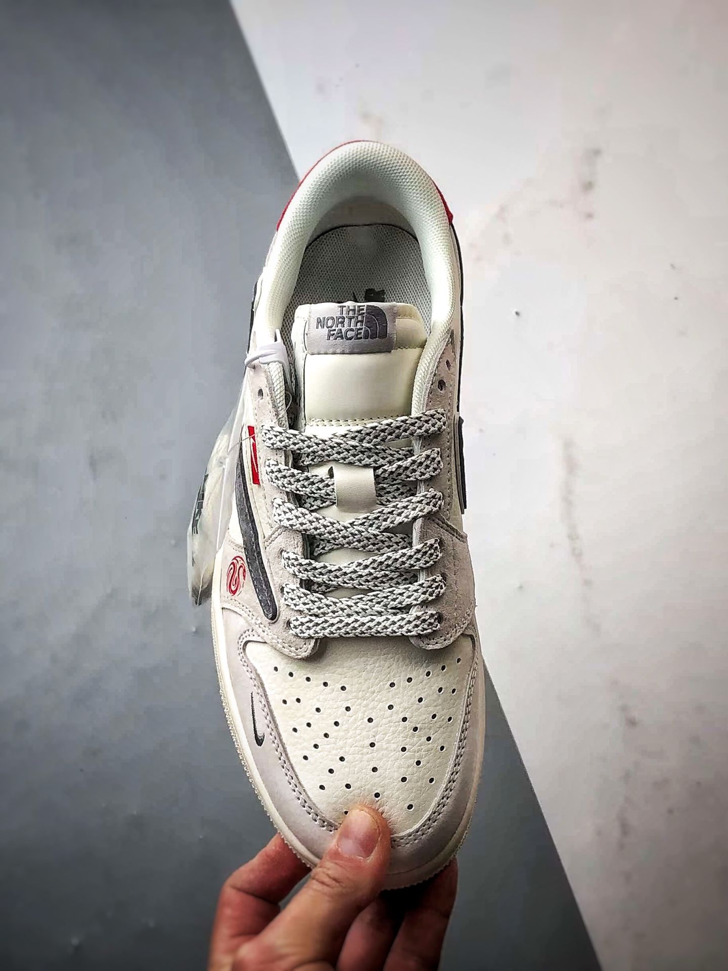 Air Jordan 1 Low OG ”高端定制” 北面蛇年米白灰倒钩  SJ2068-145