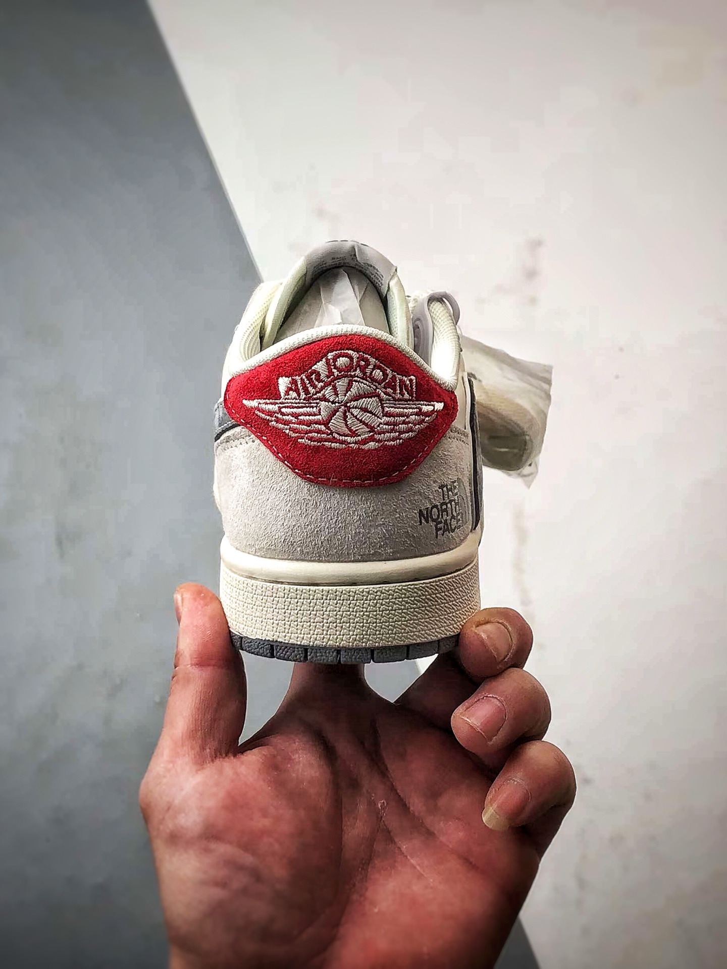 Air Jordan 1 Low OG ”高端定制” 北面蛇年米白灰倒钩  SJ2068-145