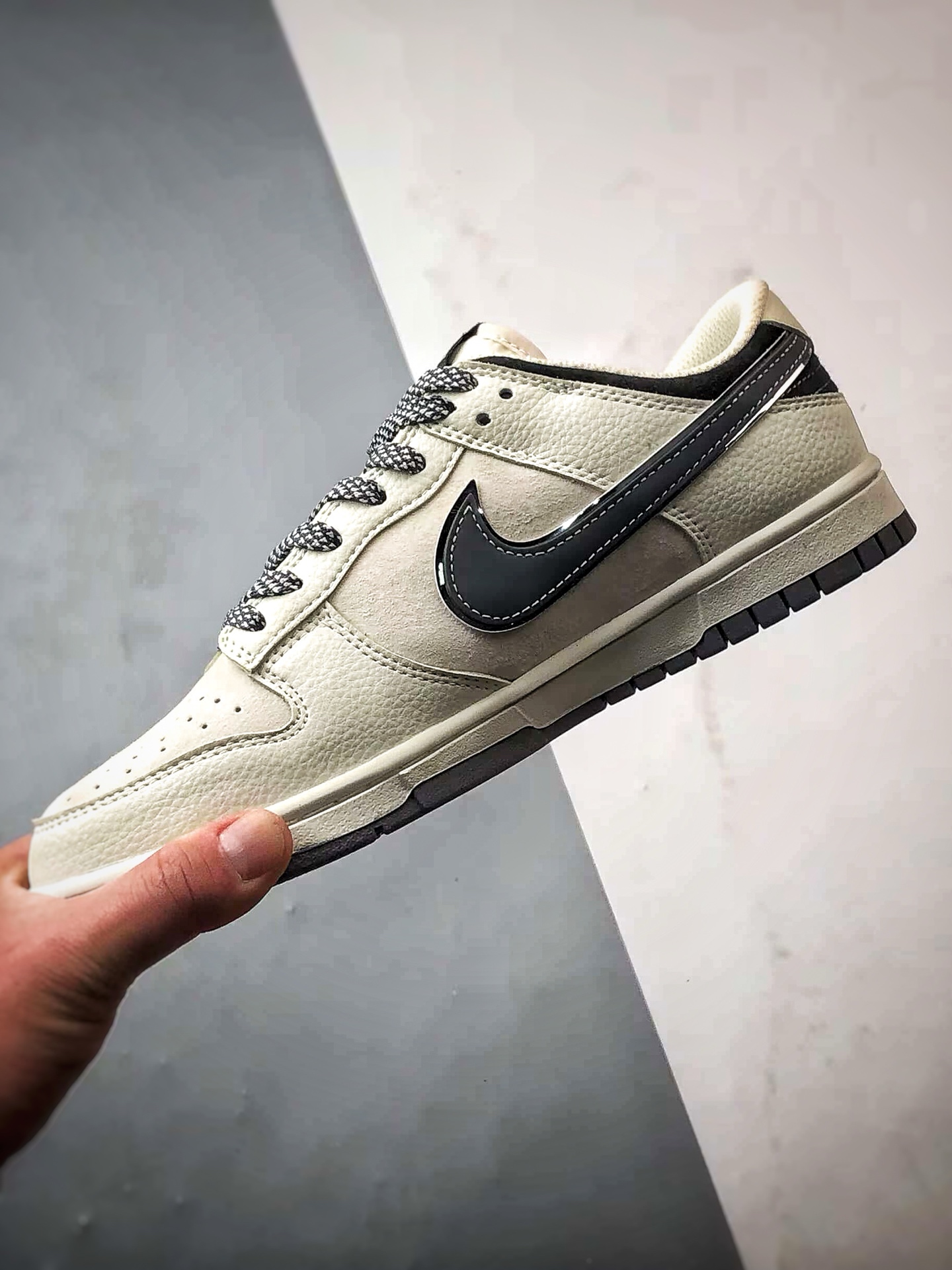 NK Dunk Low Retro ”DIY高端定制” 川久保玲米白深灰反光钩 低帮休闲运动板鞋 DJ2024-134