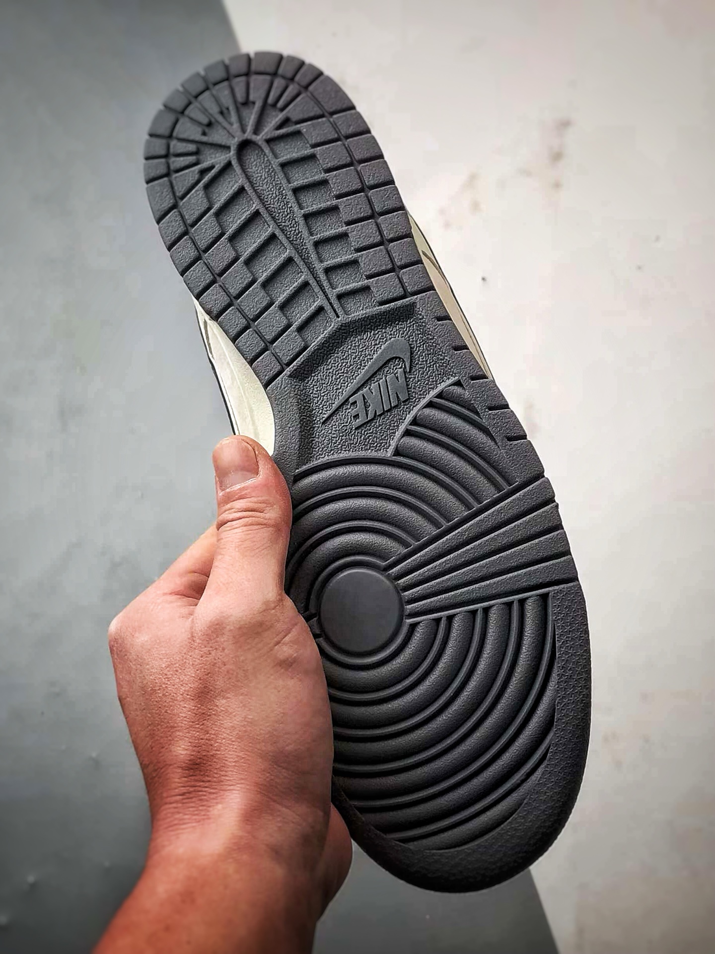 NK Dunk Low Retro ”DIY高端定制” 川久保玲米白深灰反光钩 低帮休闲运动板鞋 DJ2024-134