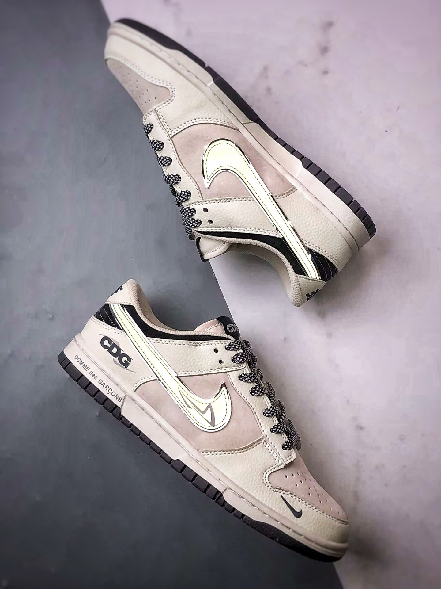NK Dunk Low Retro ”DIY高端定制” 川久保玲米白深灰反光钩 低帮休闲运动板鞋 DJ2024-134