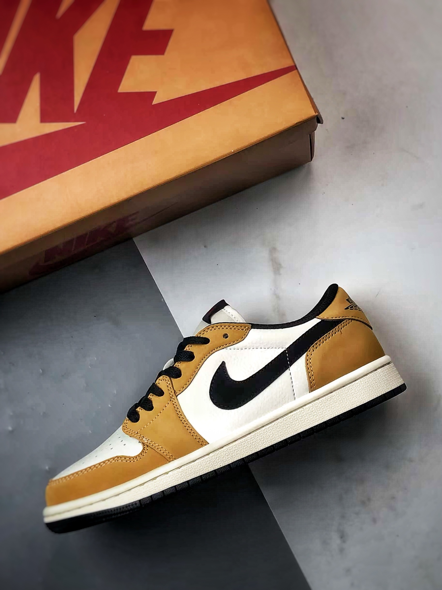 Air Jordan 1 Low OG 小麦色  CZ0790-107