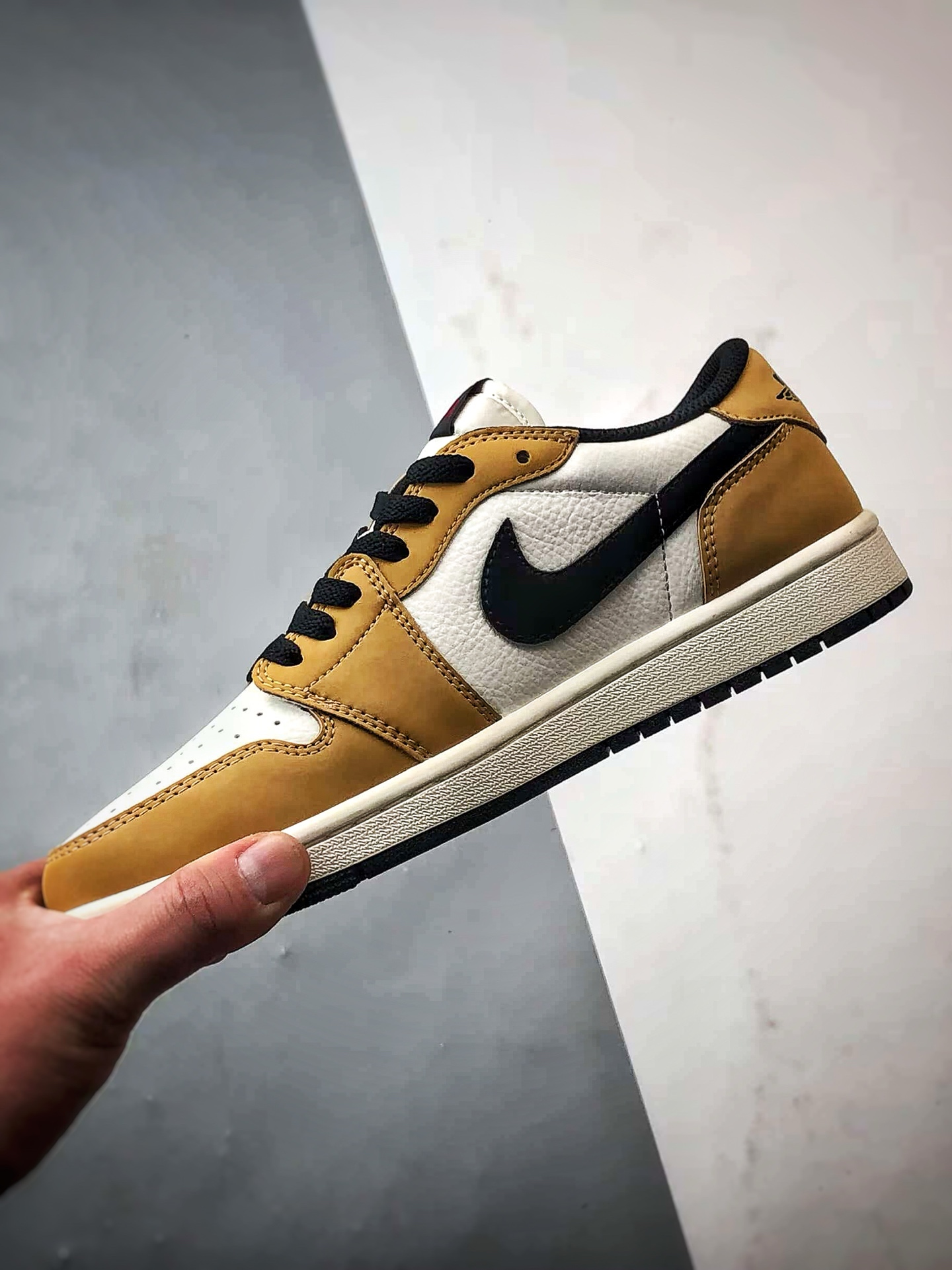 Air Jordan 1 Low OG 小麦色  CZ0790-107