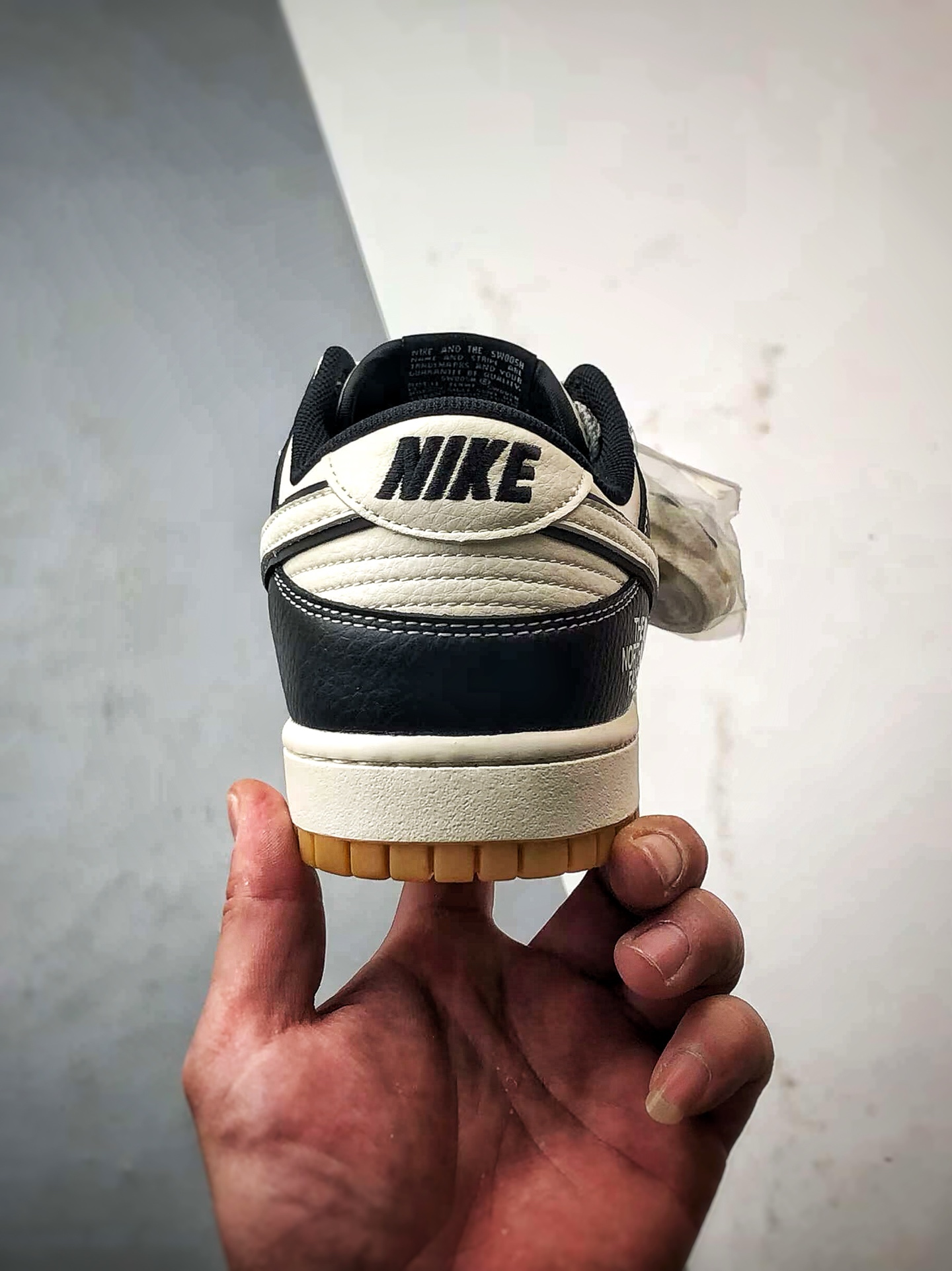 NK Dunk Low Retro ”DIY高端定制” 北面米白黑生胶底 低帮休闲运动板鞋  XX3168-119