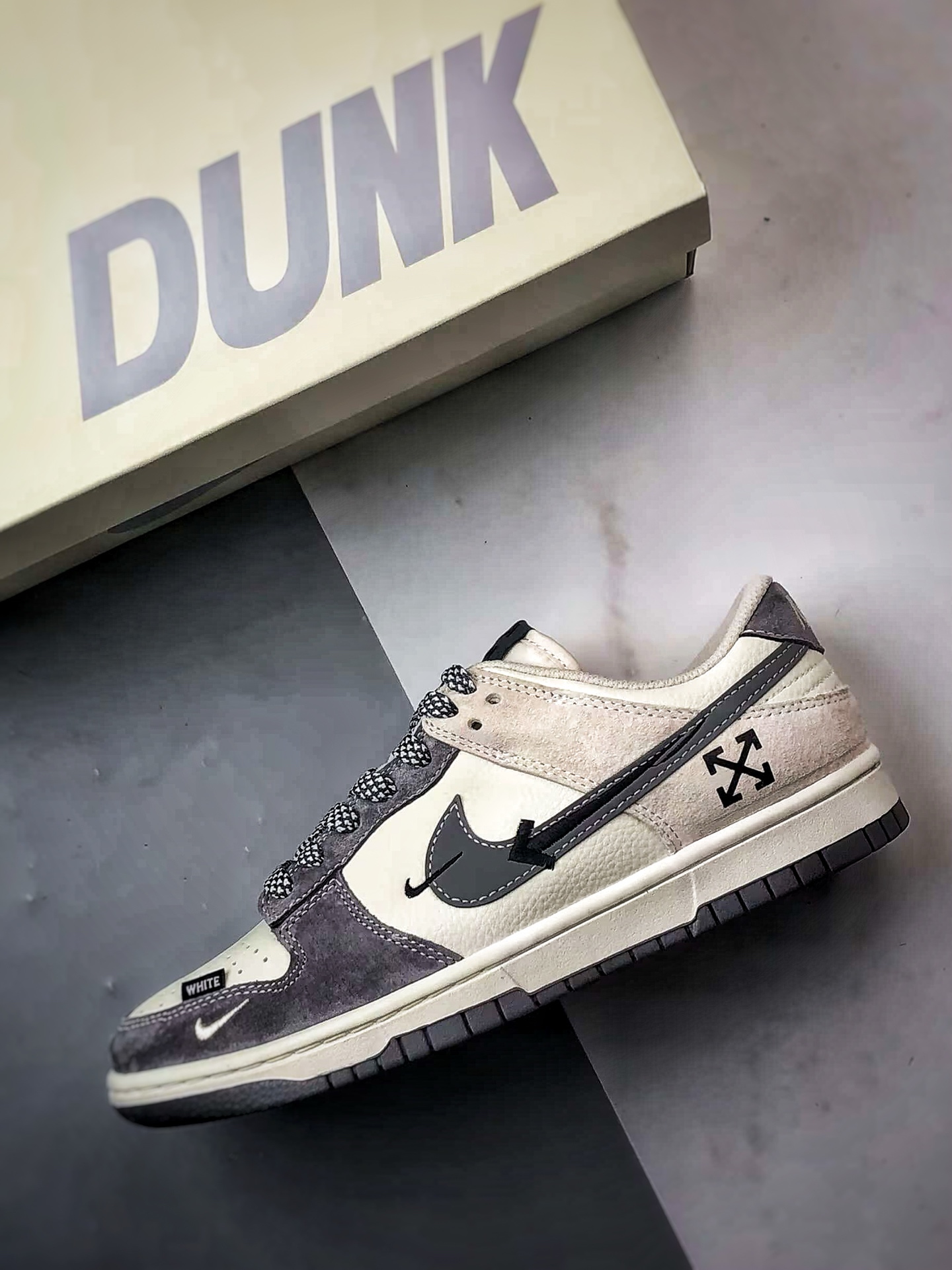 NK Dunk Low Retro ”DIY高端定制” OW米灰箭头反光钩 低帮休闲运动板鞋  DJ2024-133