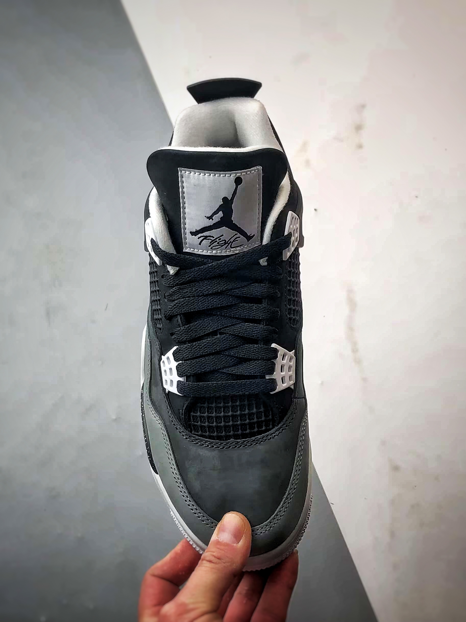 【官方纯原版本 诠释市场最强四代】 Air Jordan 4 Retro ”Fear” 恐惧黑白 FQ8138-002