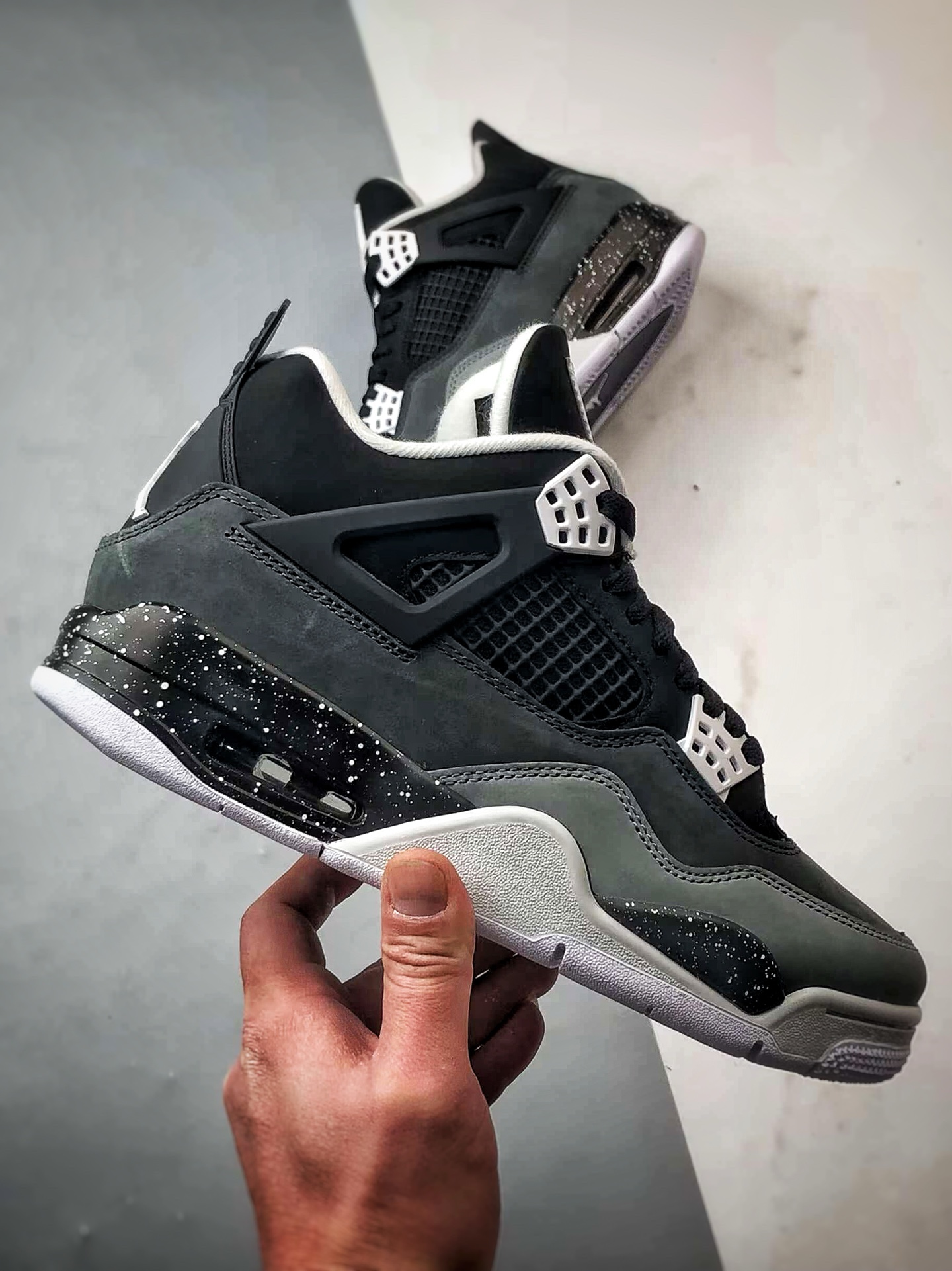 【官方纯原版本 诠释市场最强四代】 Air Jordan 4 Retro ”Fear” 恐惧黑白 FQ8138-002