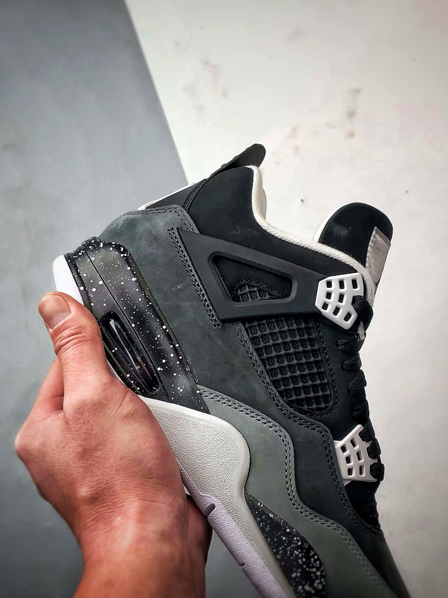 【官方纯原版本 诠释市场最强四代】 Air Jordan 4 Retro ”Fear” 恐惧黑白 FQ8138-002