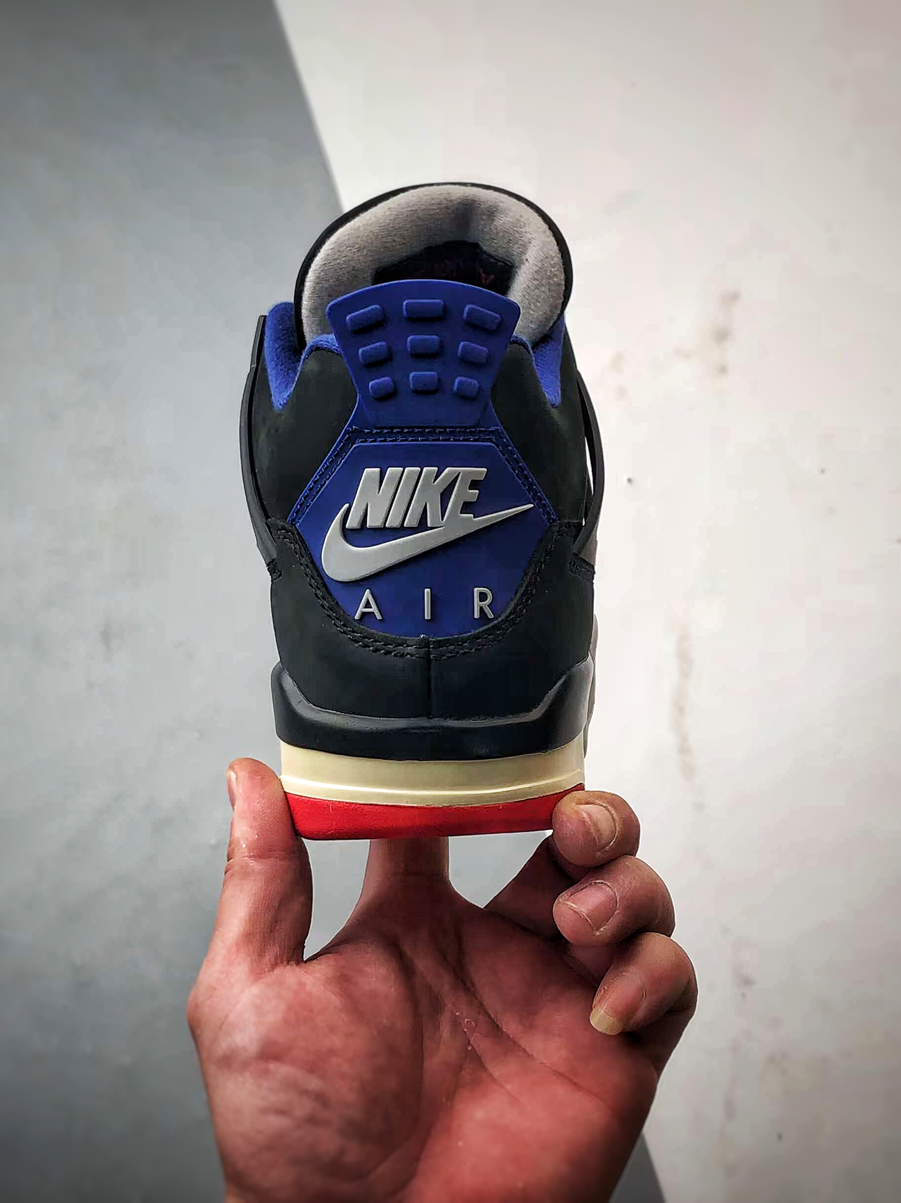 【官方纯原版本 诠释市场最强四代】 Air Jordan 4 Rare Air ”Laser” 黑灰  FV5029-003