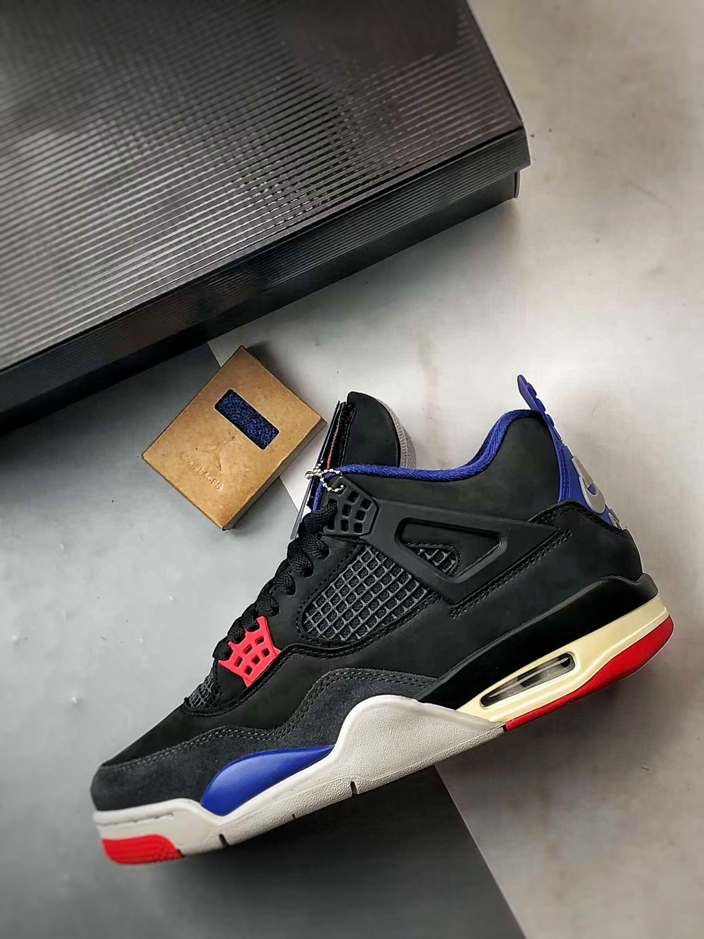 【官方纯原版本 诠释市场最强四代】 Air Jordan 4 Rare Air ”Laser” 黑灰  FV5029-003