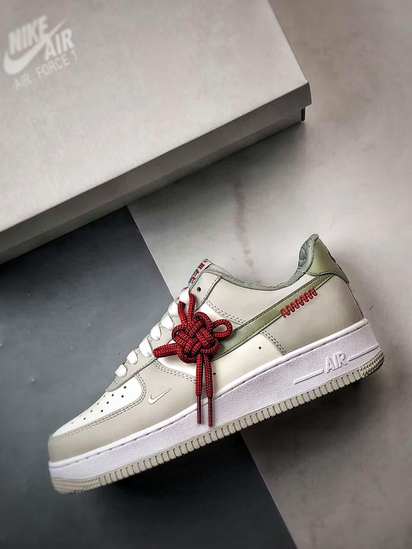 Air Force 1 Low 蛇年牛油果绿  HV6000-131
