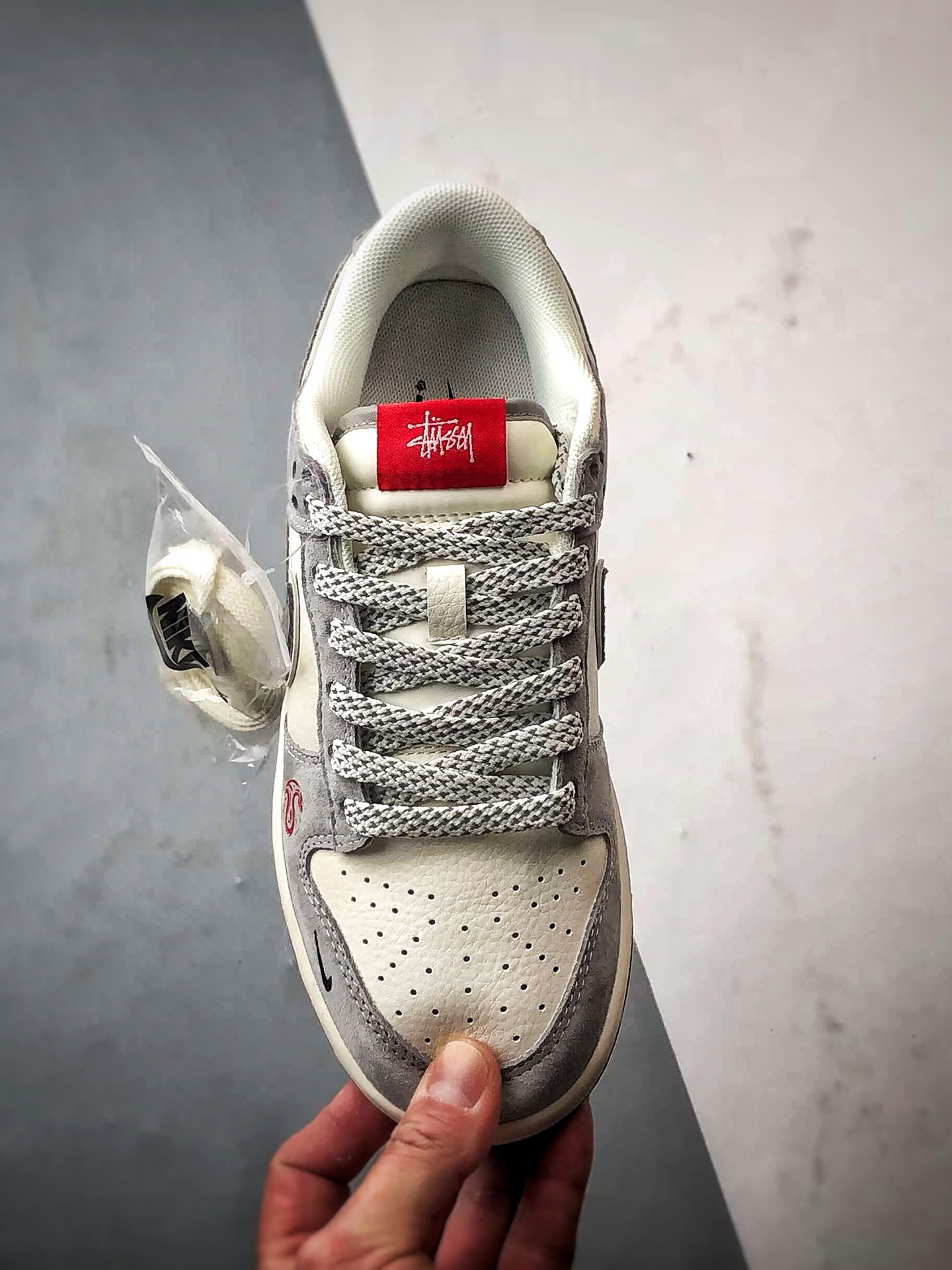 NK Dunk Low Retro ”DIY高端定制” 斯图西米白灰 低帮休闲运动板鞋  XX3168-117