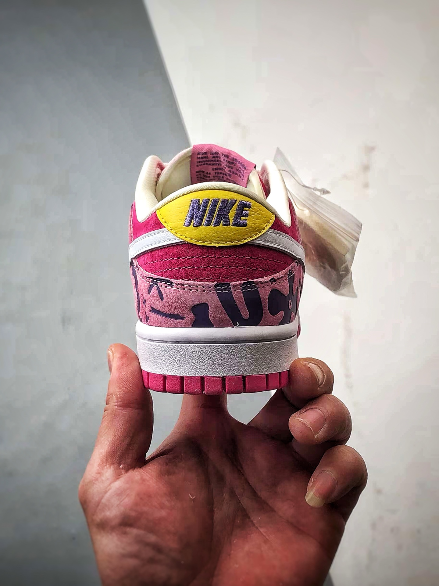 NK Dunk Low Retro ”DIY高端定制” 彩色压印粉色白钩 低帮休闲运动板鞋 XD6188-047