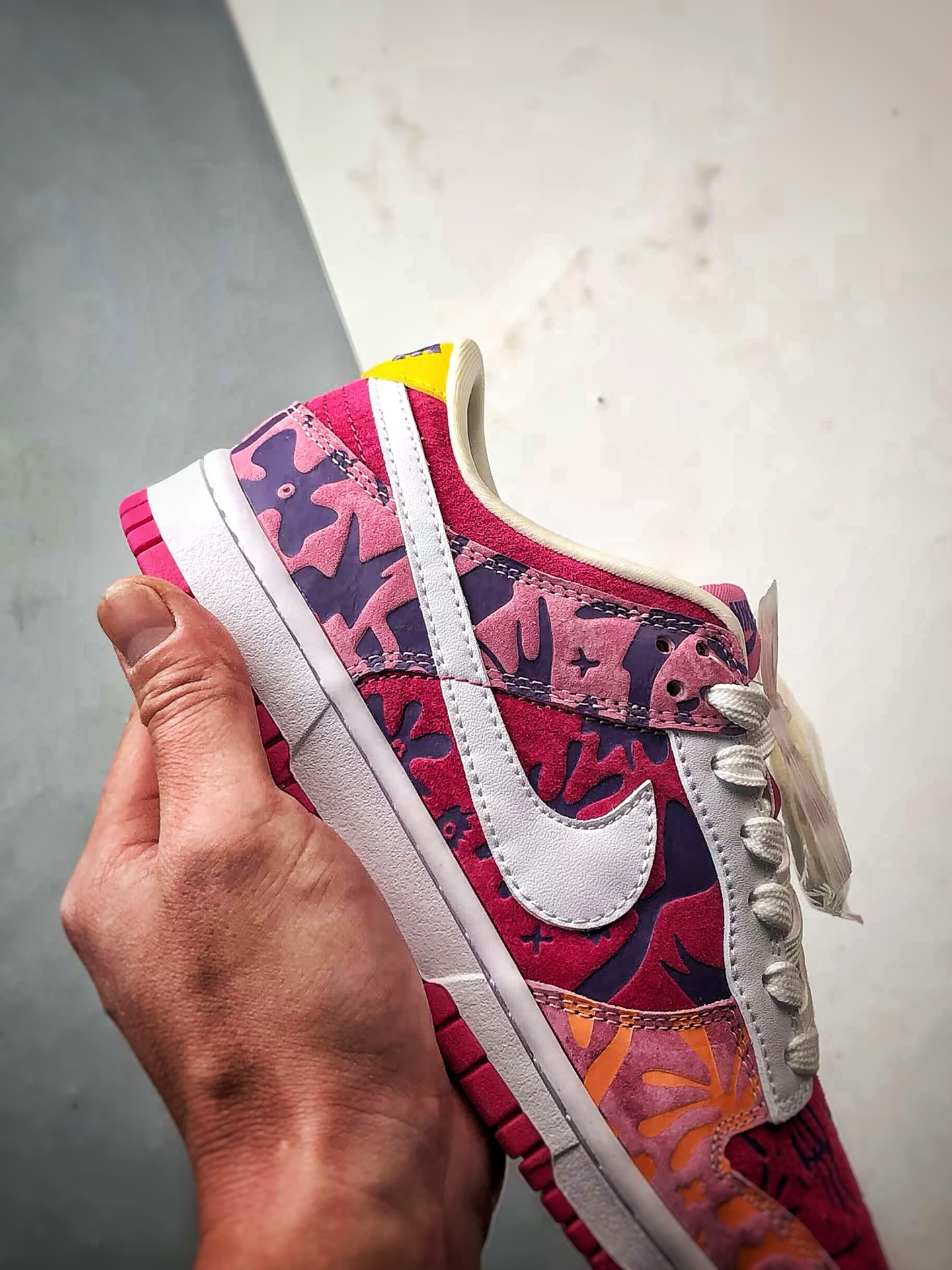 NK Dunk Low Retro ”DIY高端定制” 彩色压印粉色白钩 低帮休闲运动板鞋 XD6188-047