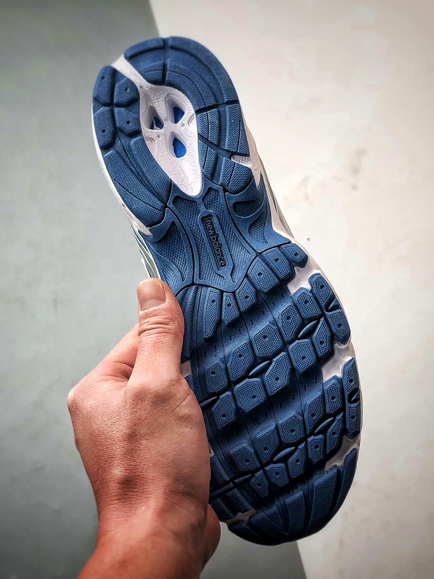 New Balance 740系列 白蓝 低帮复古老爹风休闲运动慢跑鞋 U740LB2