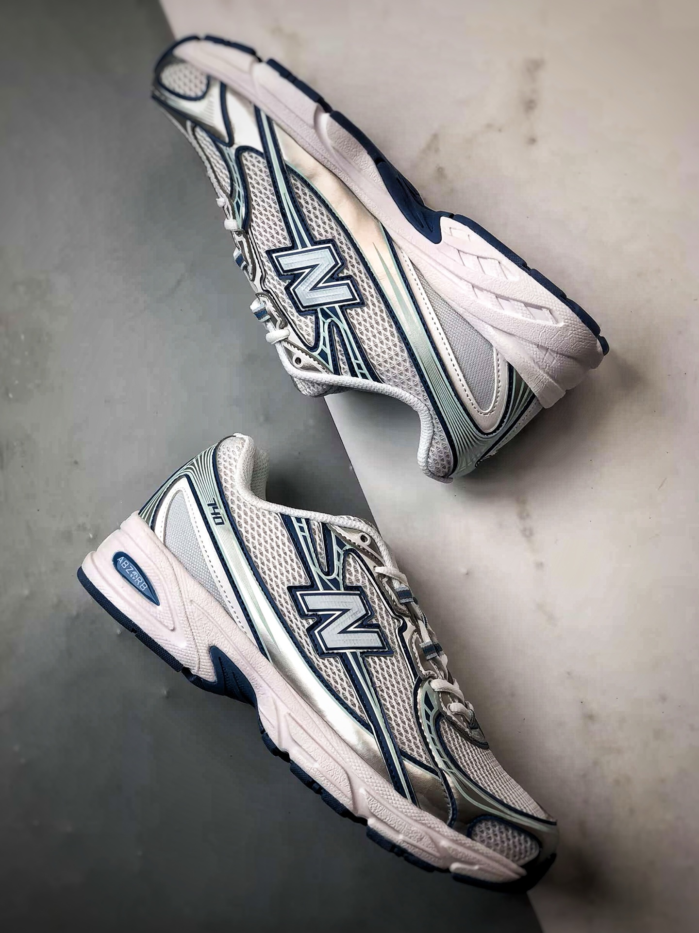 New Balance 740系列 白蓝 低帮复古老爹风休闲运动慢跑鞋 U740LB2