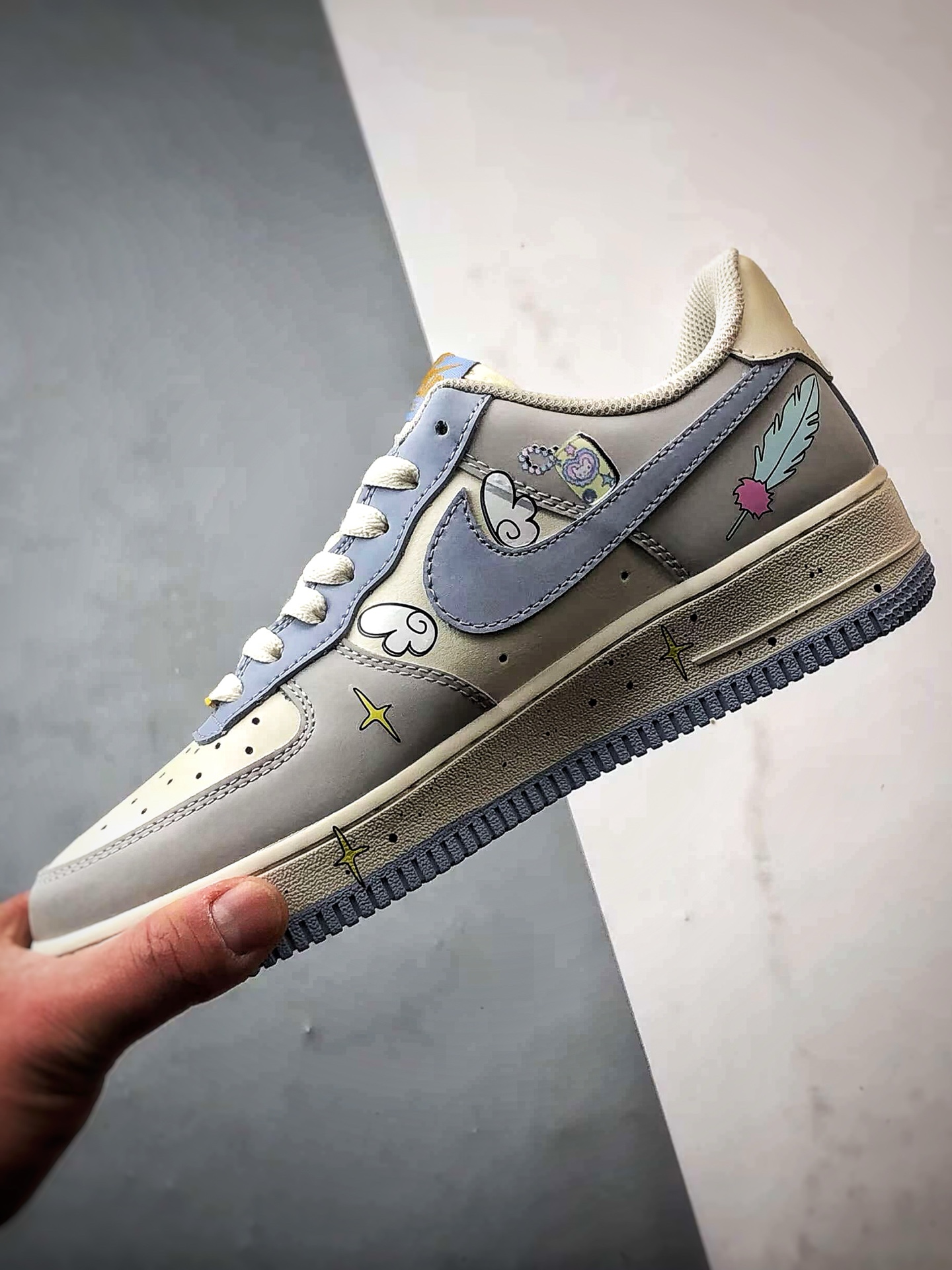 Air Force 1 Low 小天使手绘涂鸦  DB3301-711