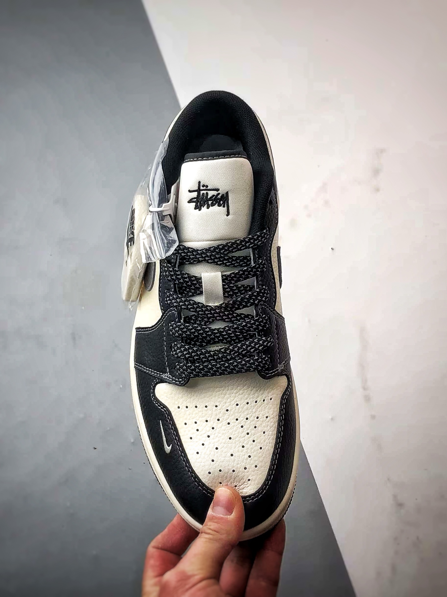 Air Jordan 1 Low OG ”高端定制” 斯图西米黑灰钩 XX3318-511