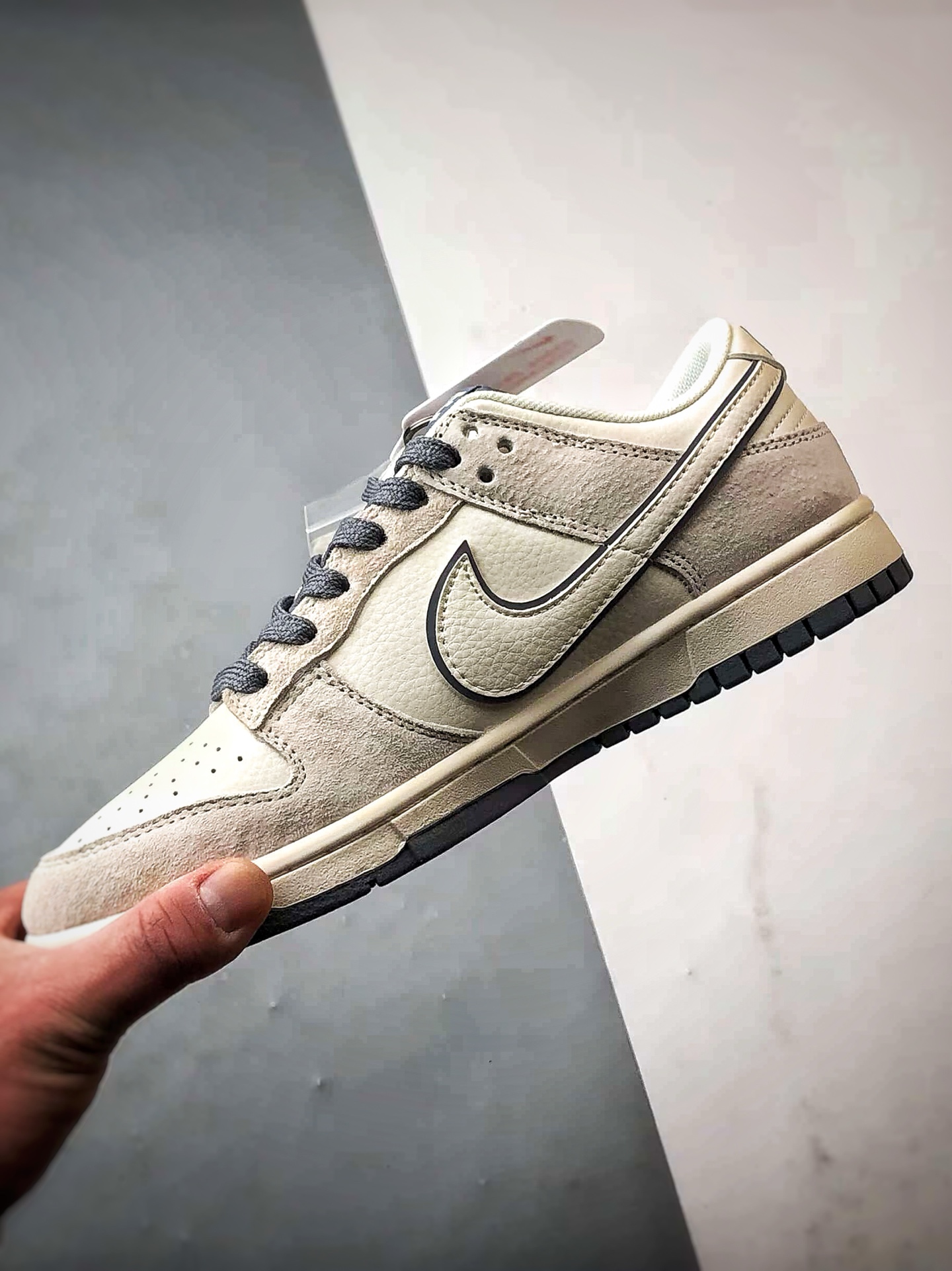 NK Dunk Low Retro ”DIY高端定制” NK米白灰反光 低帮休闲运动板鞋  BB7518-022
