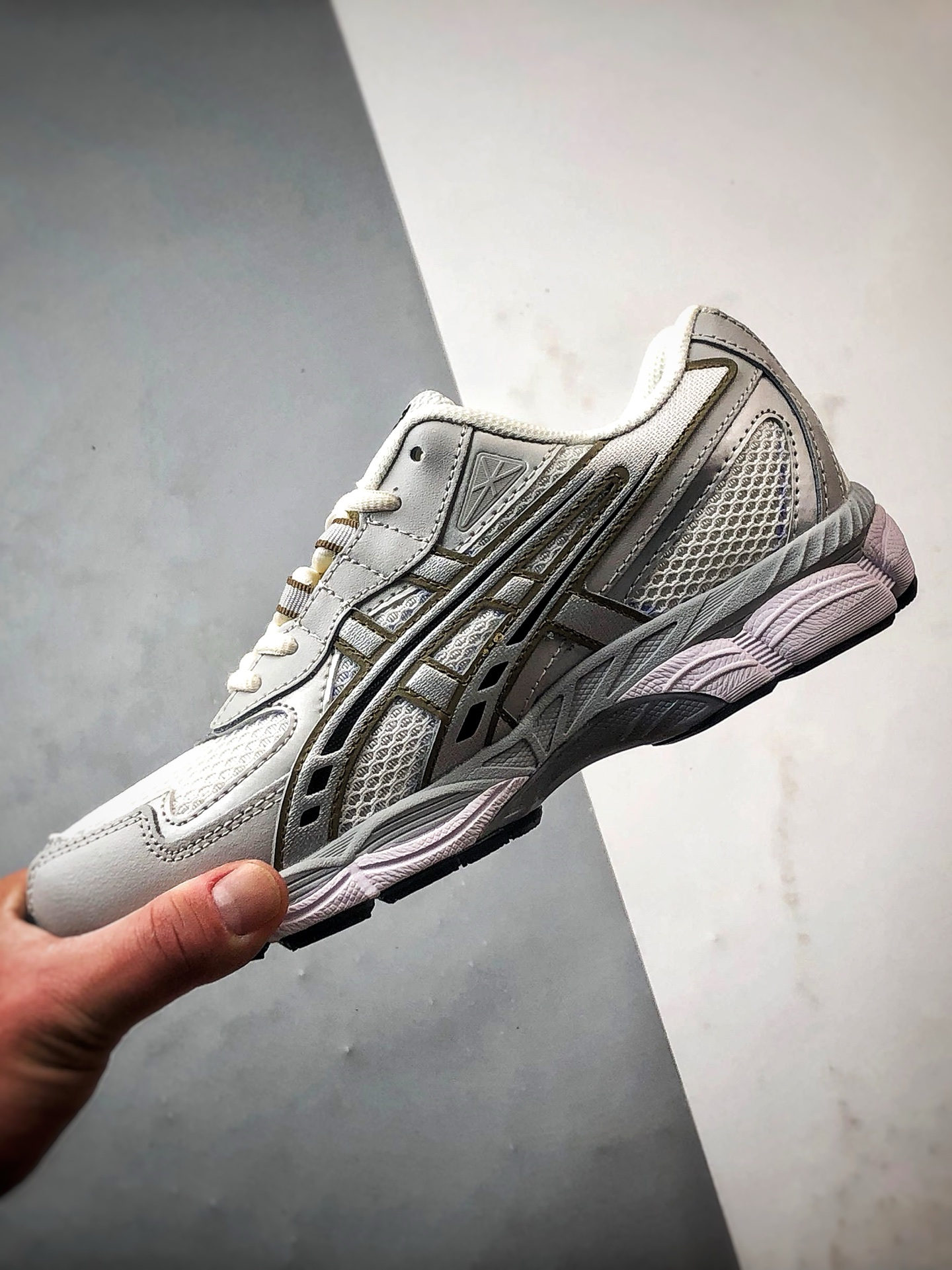 Asics Gel-NYC 复古单品 米灰棕 亚瑟士新款厚底街头运动休闲鞋