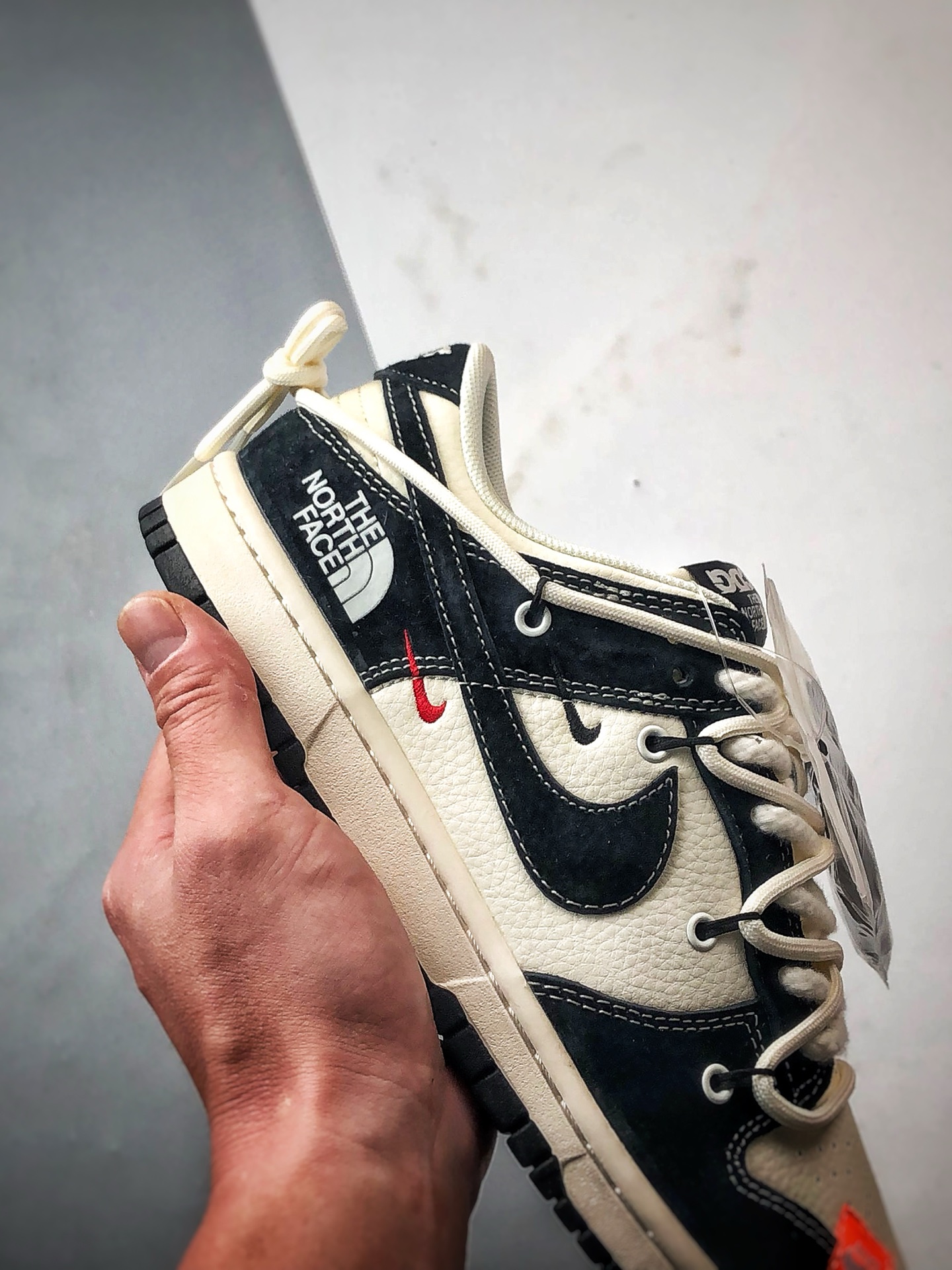 NK Dunk Low Retro ”DIY高端定制” 北面米白黑解构绑带 低帮休闲运动板鞋  YX5066-256