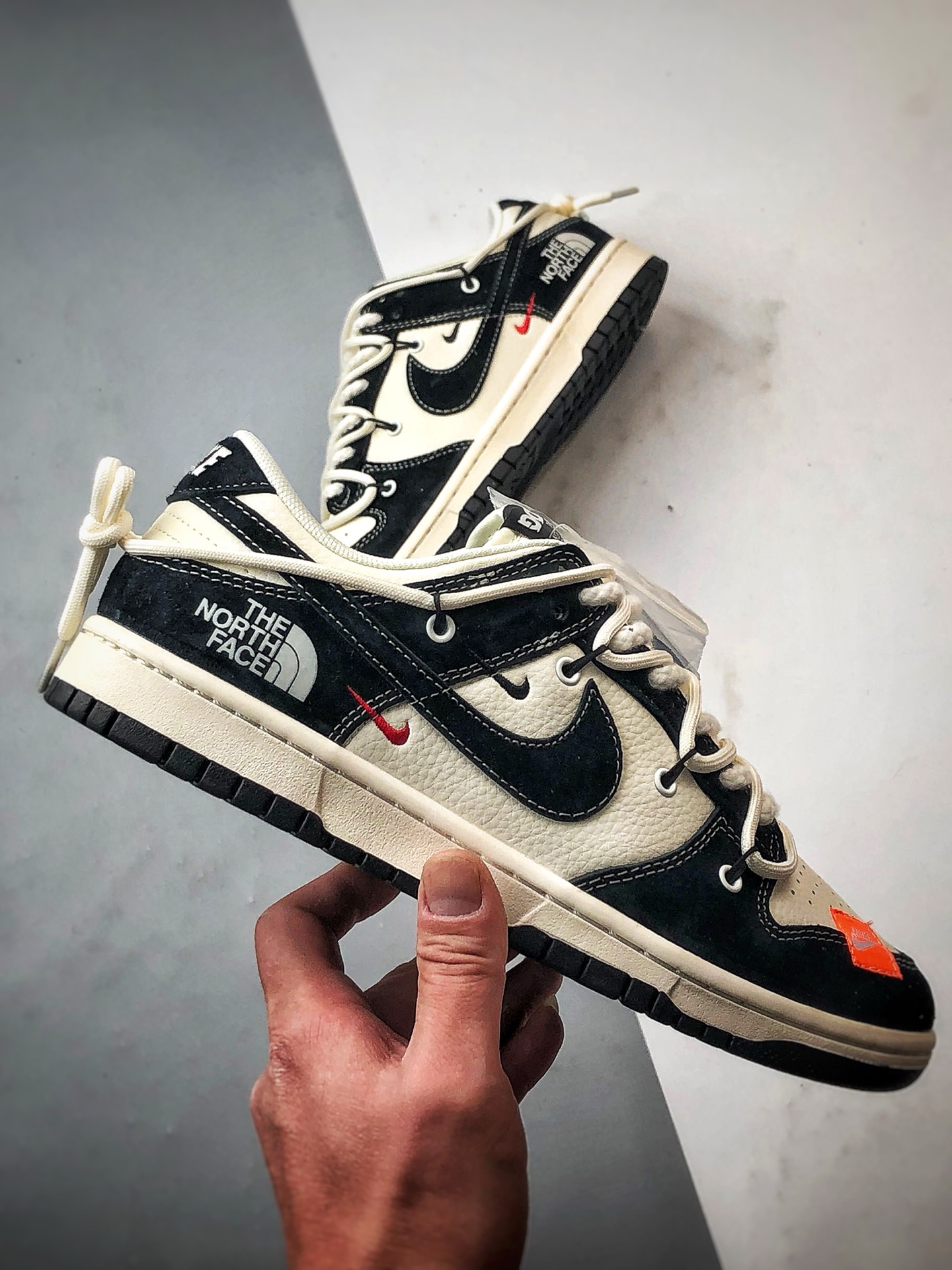 NK Dunk Low Retro ”DIY高端定制” 北面米白黑解构绑带 低帮休闲运动板鞋  YX5066-256