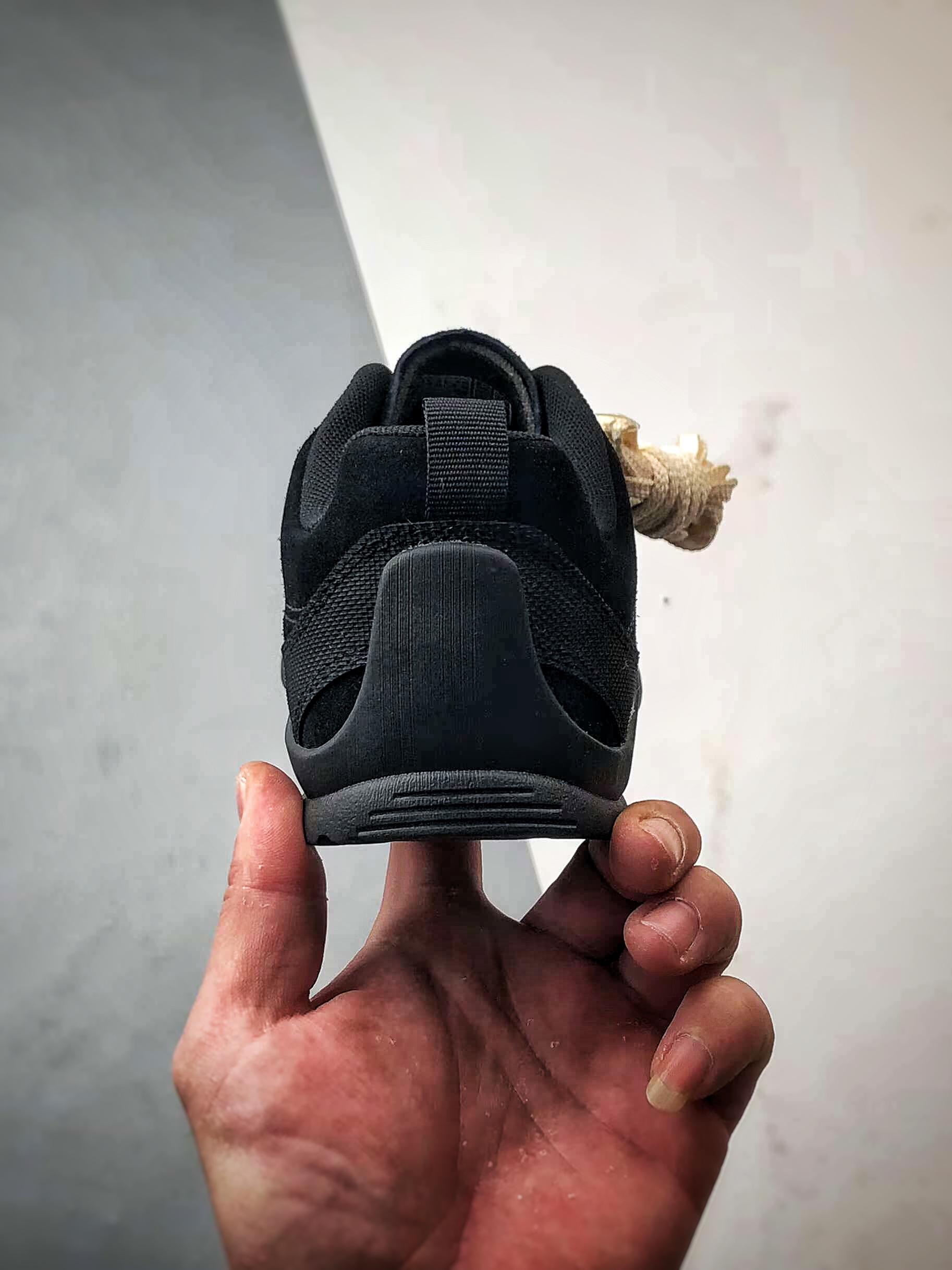 Highsnobiety KEEN 科恩 Jasper 黑色 日系街头复古风 山系户外徒步鞋