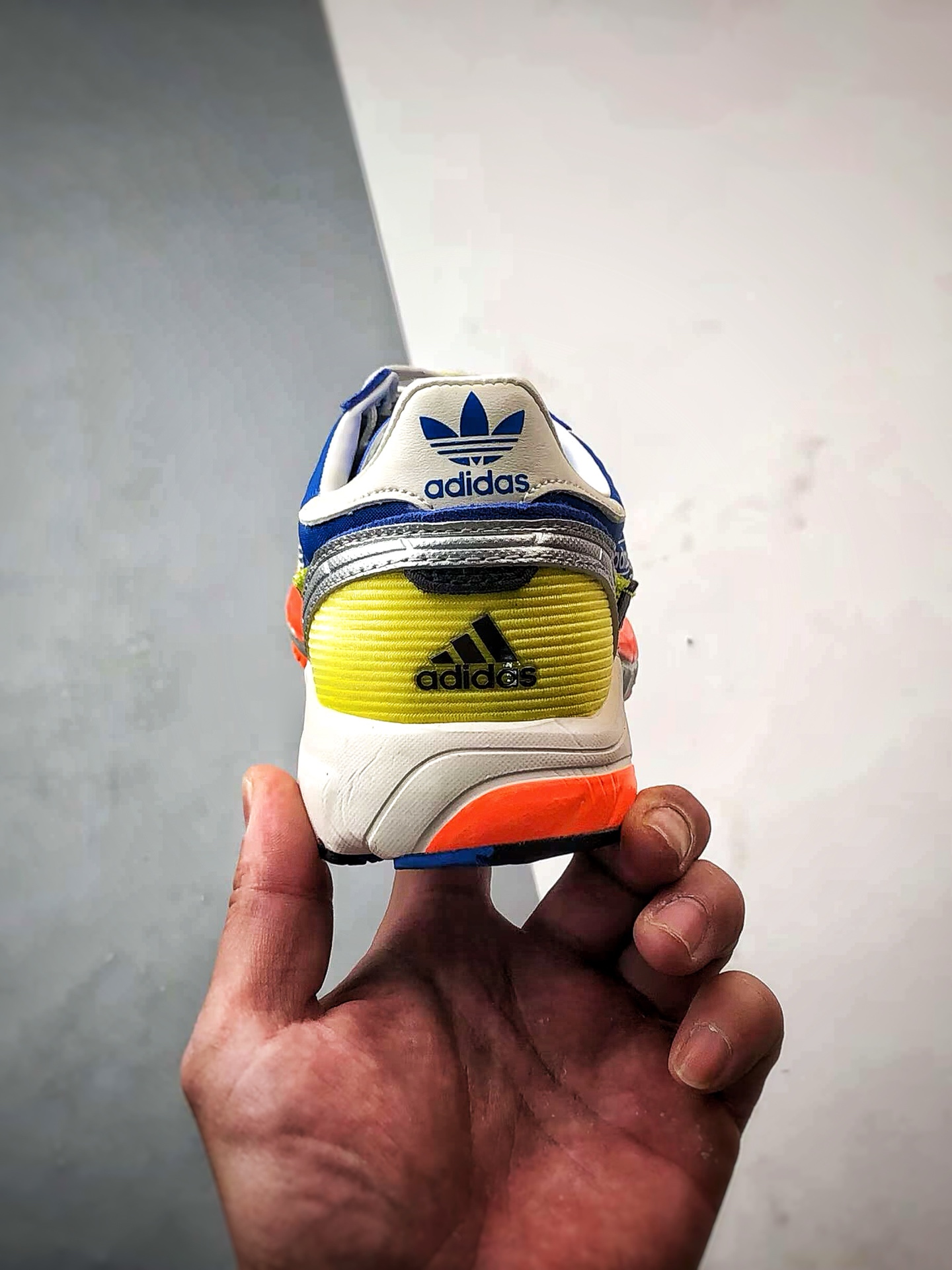 Bad Bunny x AD Originals Adizero SL 72 蓝黄橙 坏痞兔联名经典复古轻便休闲运动慢跑鞋  JQ8757