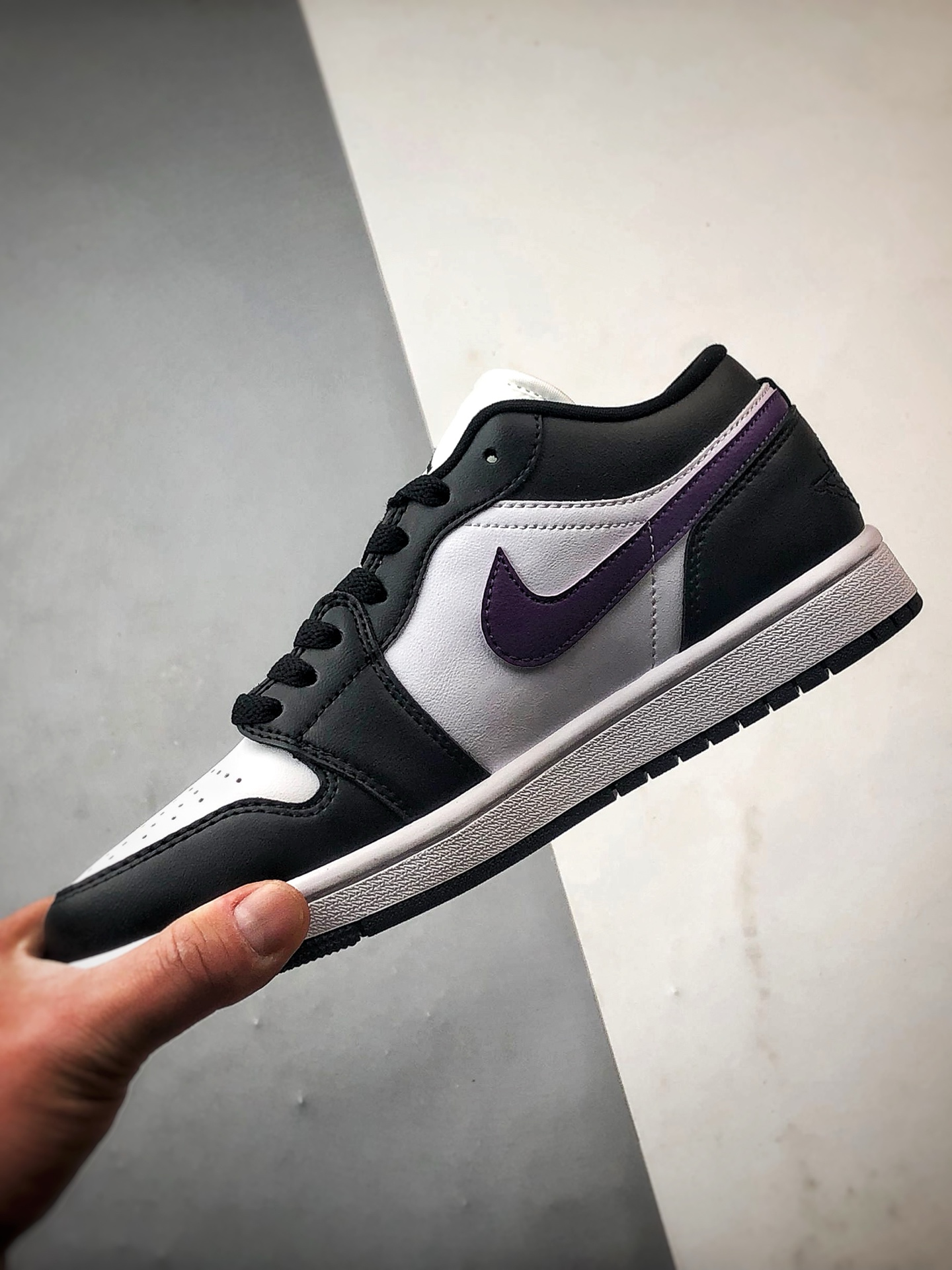 Air Jordan 1 Low 黑白紫 HJ5911-105
