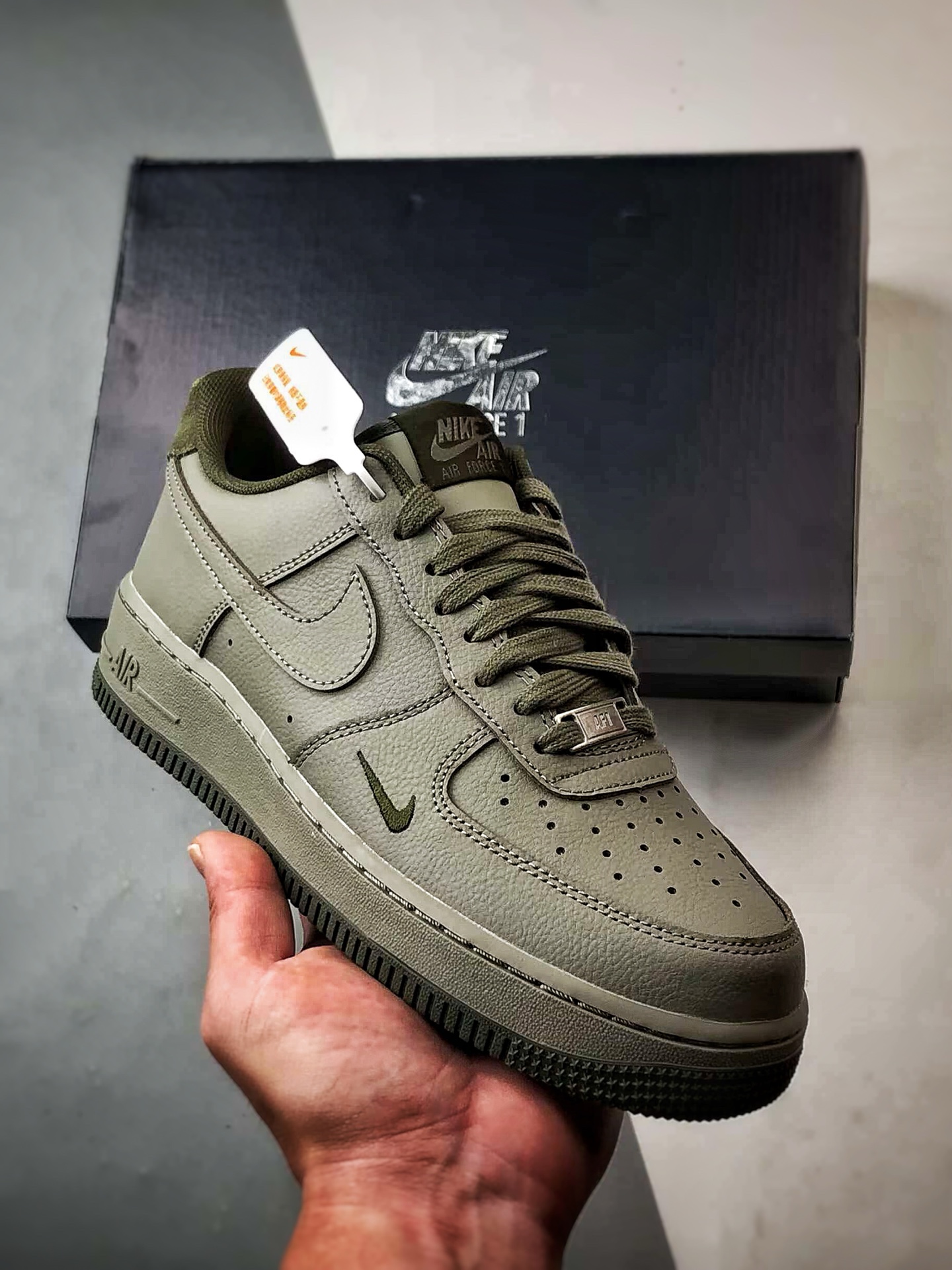 Air Force 1 ’07 Low 棕绿  HM9483-300
