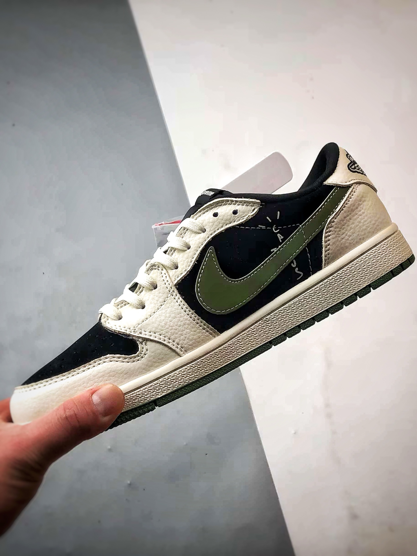Air Jordan 1 Low OG ”高端定制” Sup米黑绿倒钩  XS2024-026