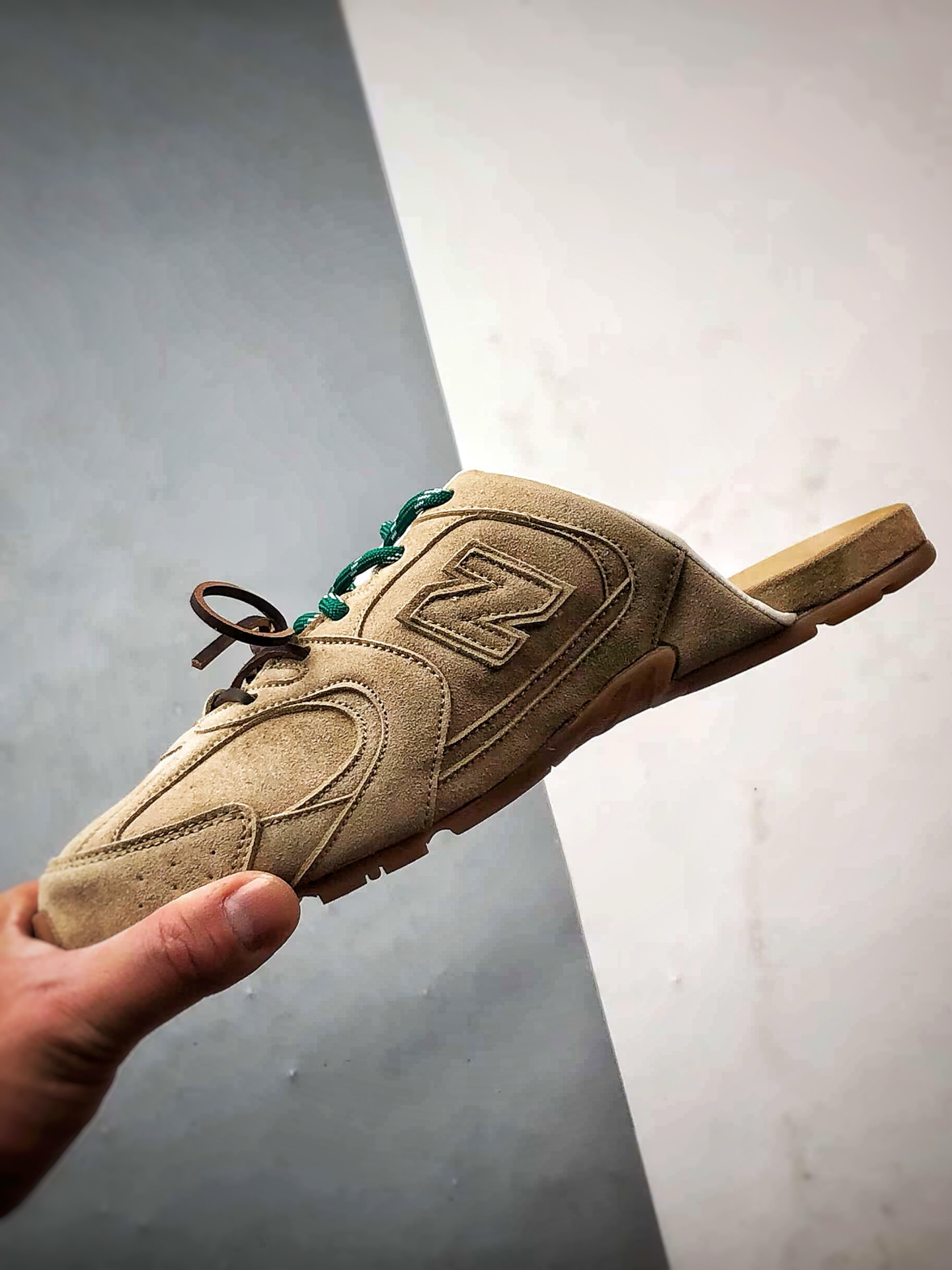 240 New Balancex MiuMiu/缪缪 棕色 春夏新款 圆头平底包头半拖拖鞋