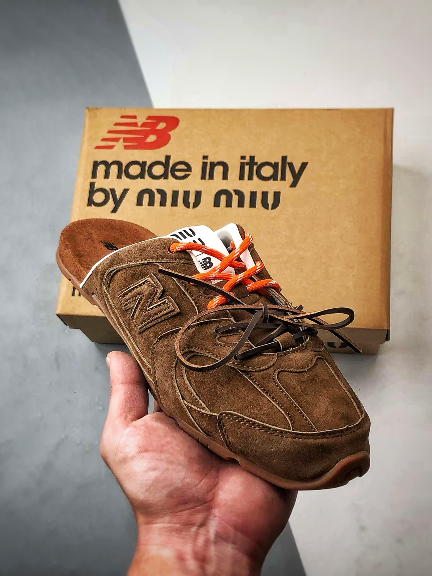240 New Balancex MiuMiu/缪缪 深棕 春夏新款 圆头平底包头半拖拖鞋