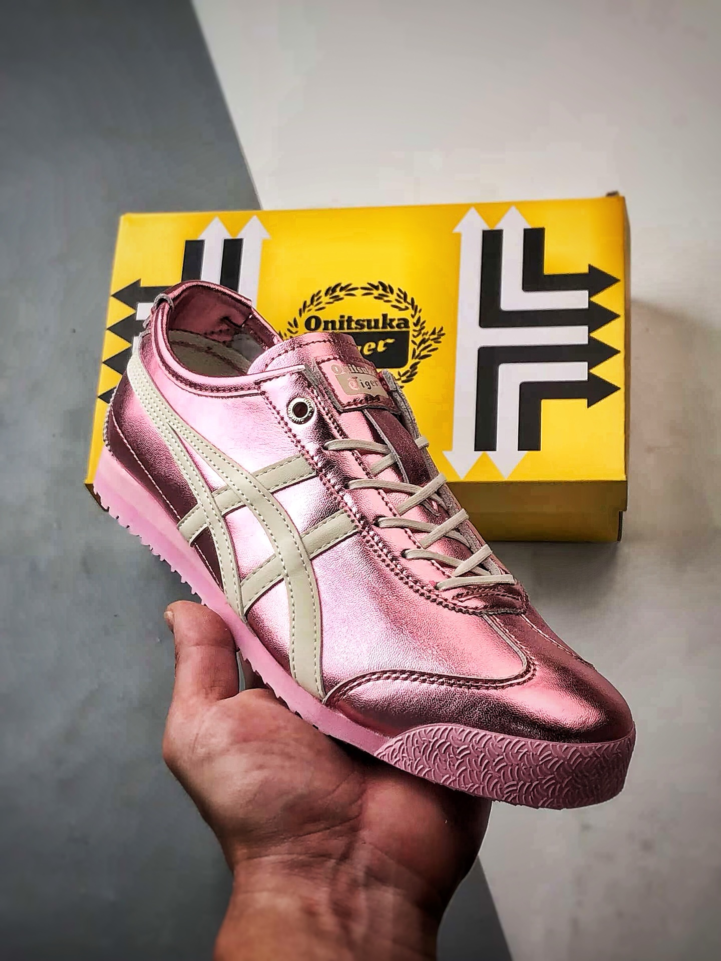 180 Asics 鬼冢虎 Mexico 66 SD 粉色镜面   1183C468-700