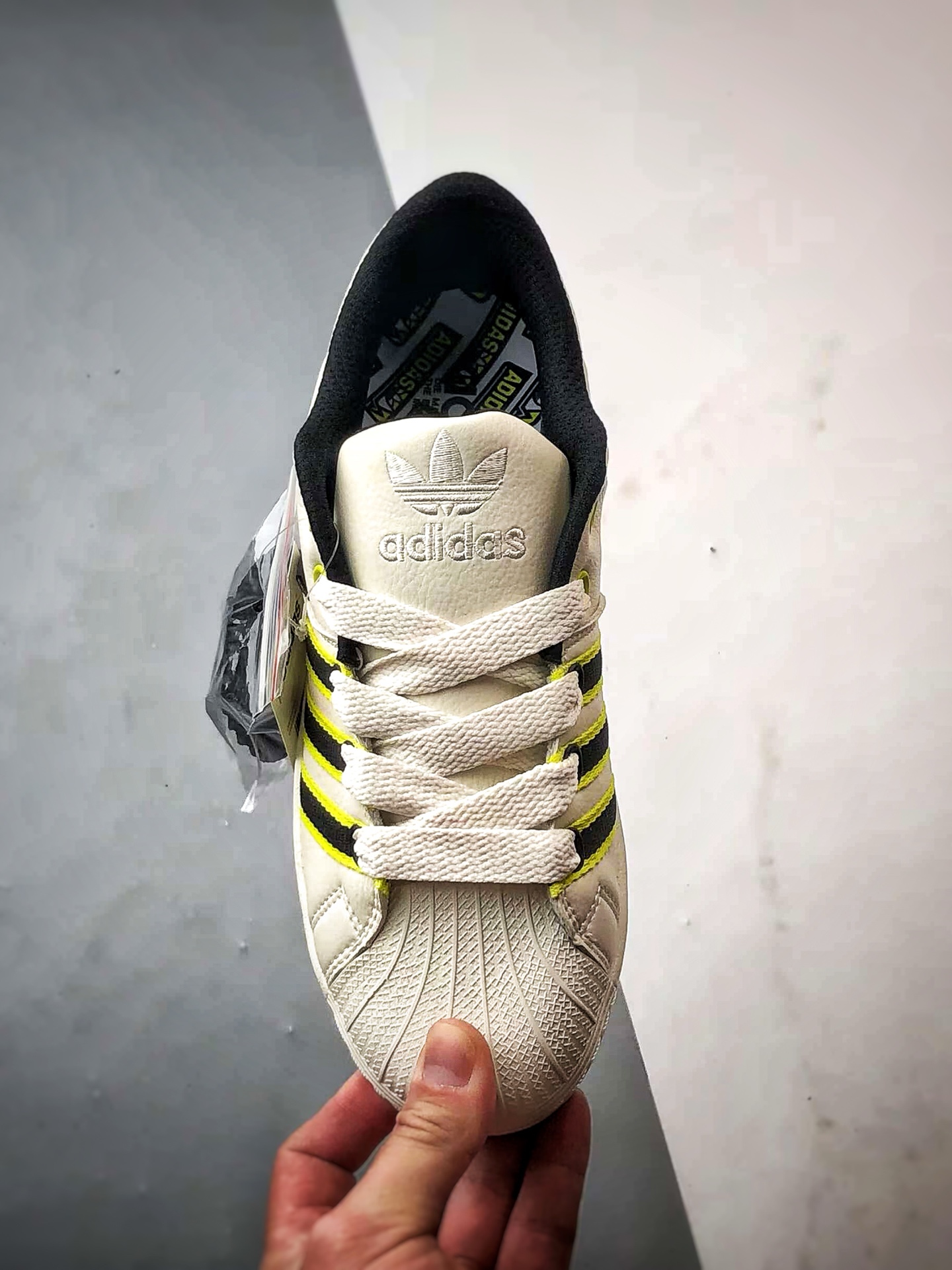 160 AD Originals Superstar Supermodified 白黑黄贝壳头  IF8179