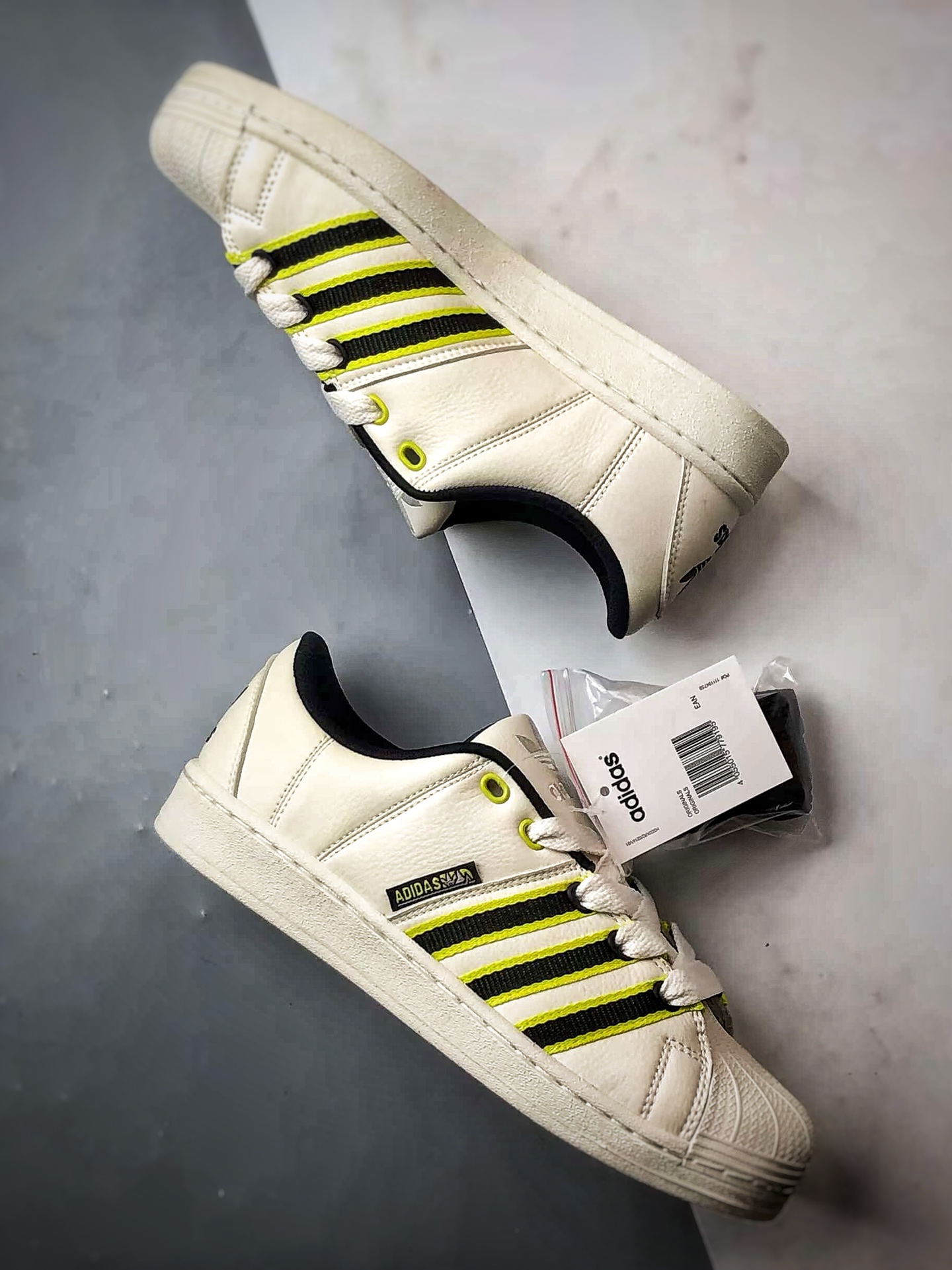 160 AD Originals Superstar Supermodified 白黑黄贝壳头  IF8179