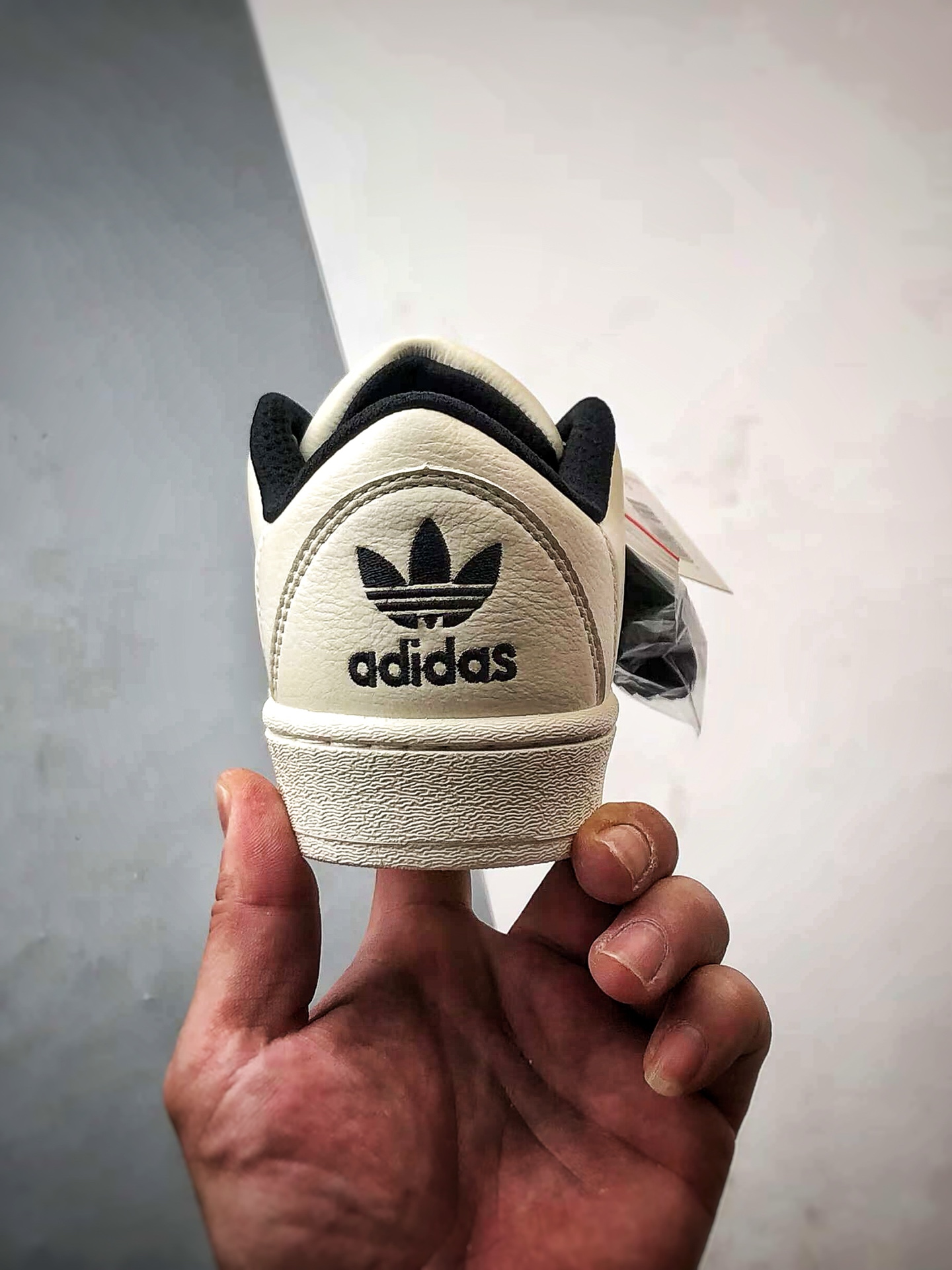 160 AD Originals Superstar Supermodified 白黑黄贝壳头  IF8179