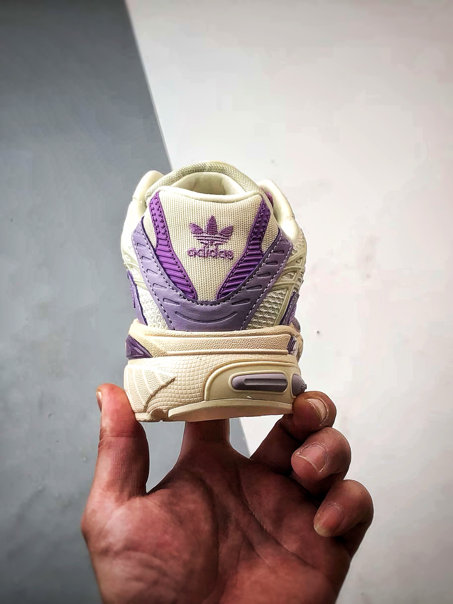 260 AD Originals Adistar Cushion 米白紫 复古前卫科技休闲运动老爹鞋  JH0278
